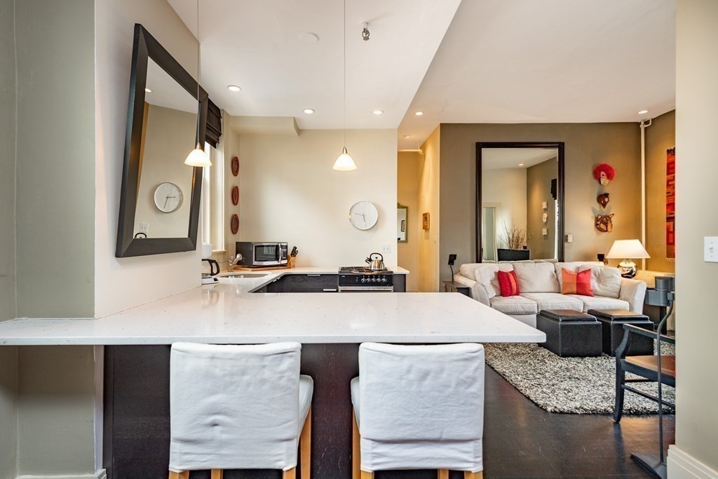 29 Fayette St, Back Bay