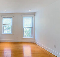 32 Queensberry St, Fenway