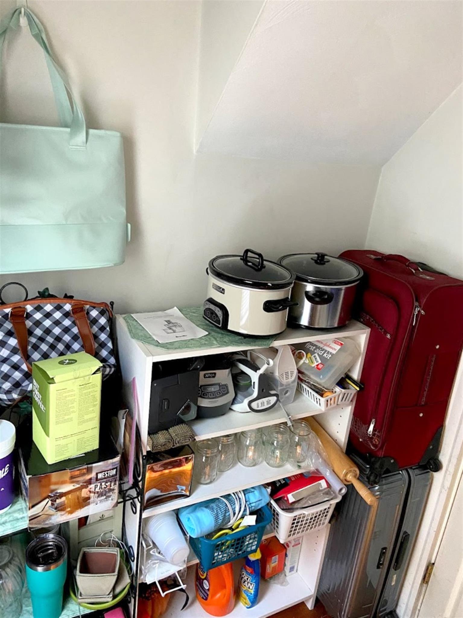 41 Bay State Ave, Davis Square