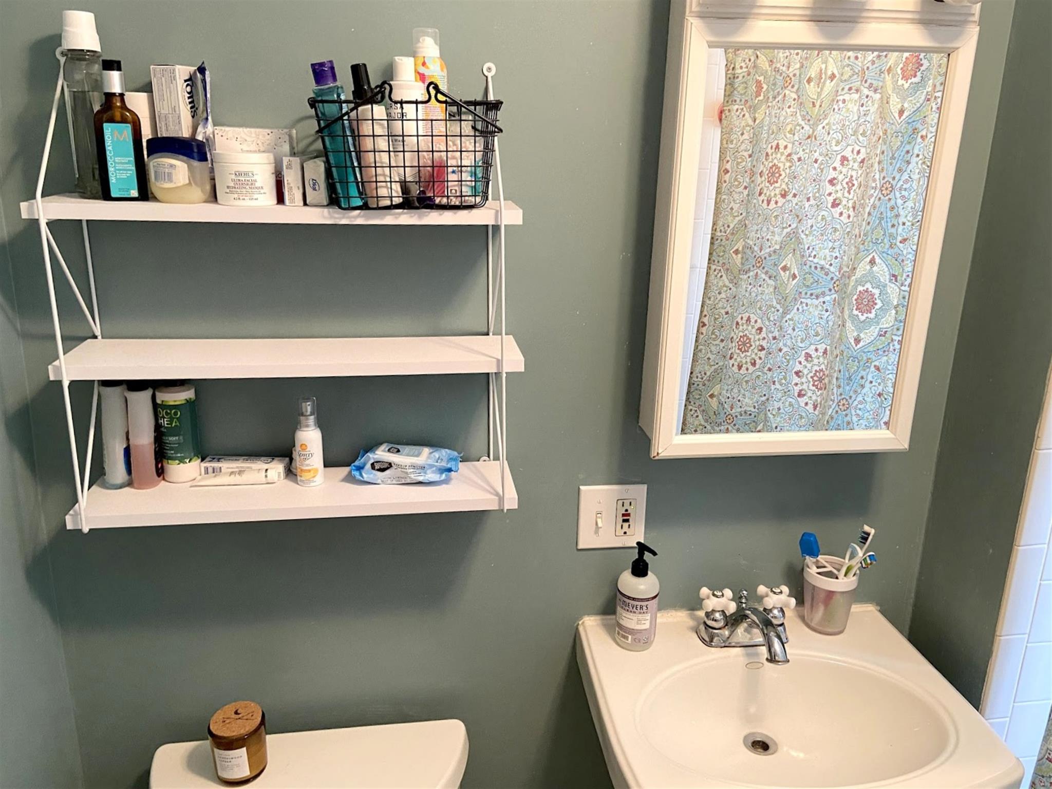 41 Bay State Ave, Davis Square