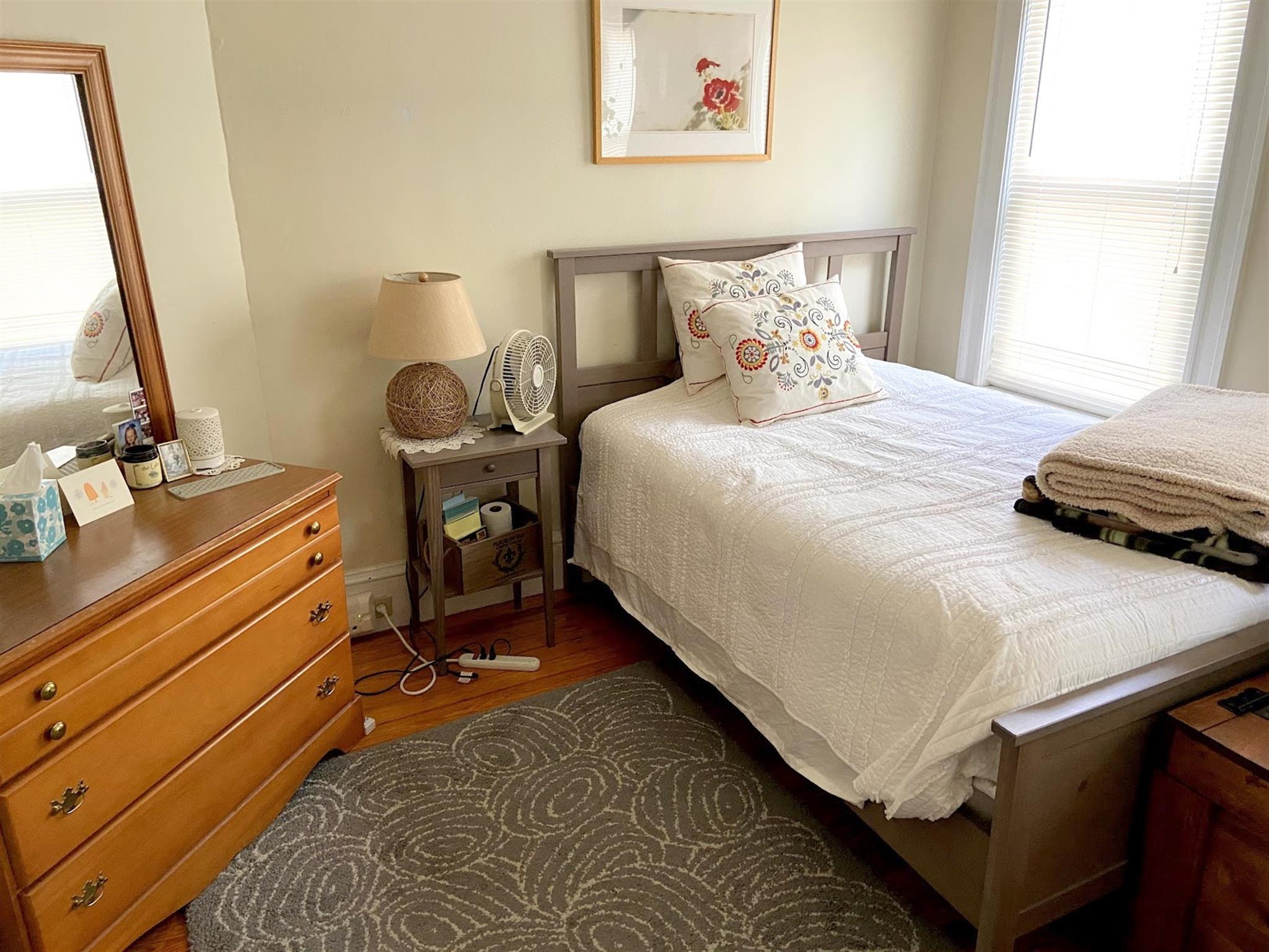 41 Bay State Ave, Davis Square