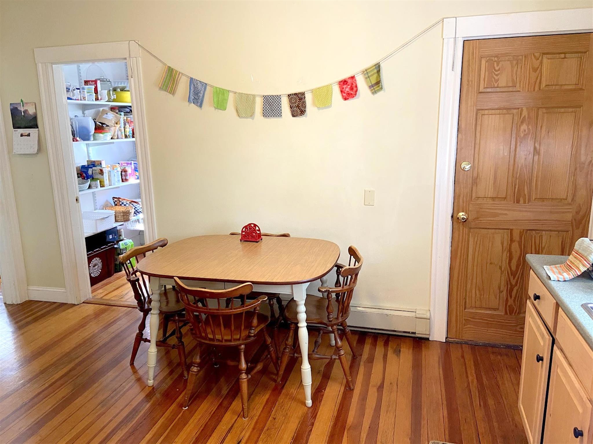 41 Bay State Ave, Davis Square