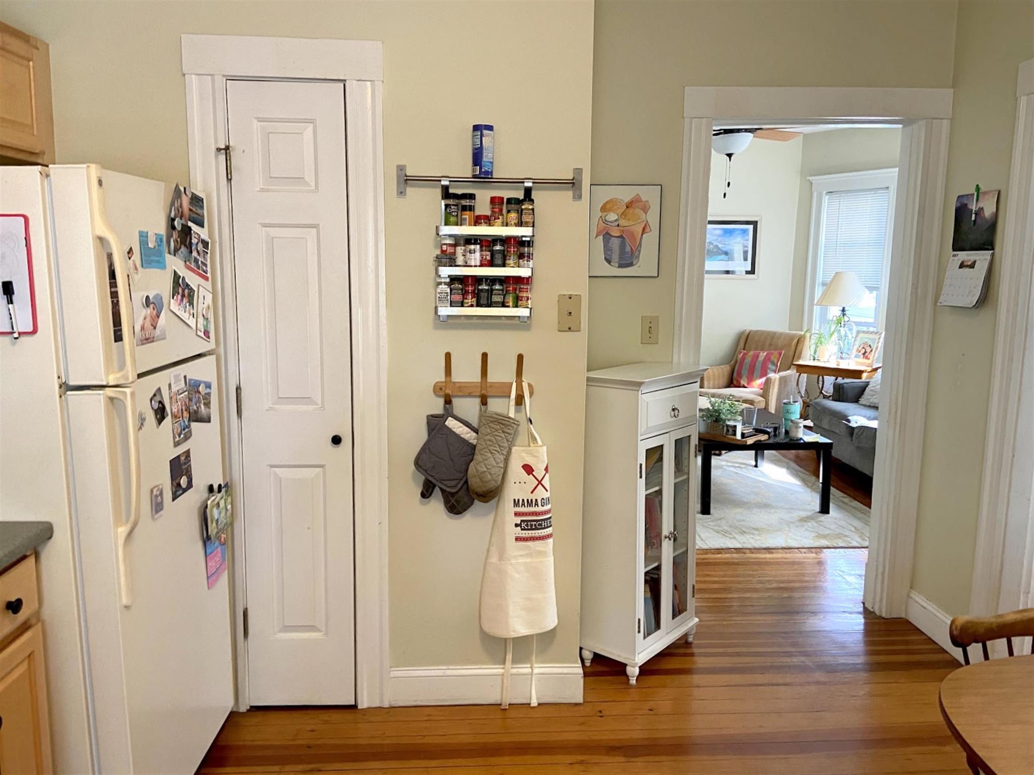 41 Bay State Ave, Davis Square