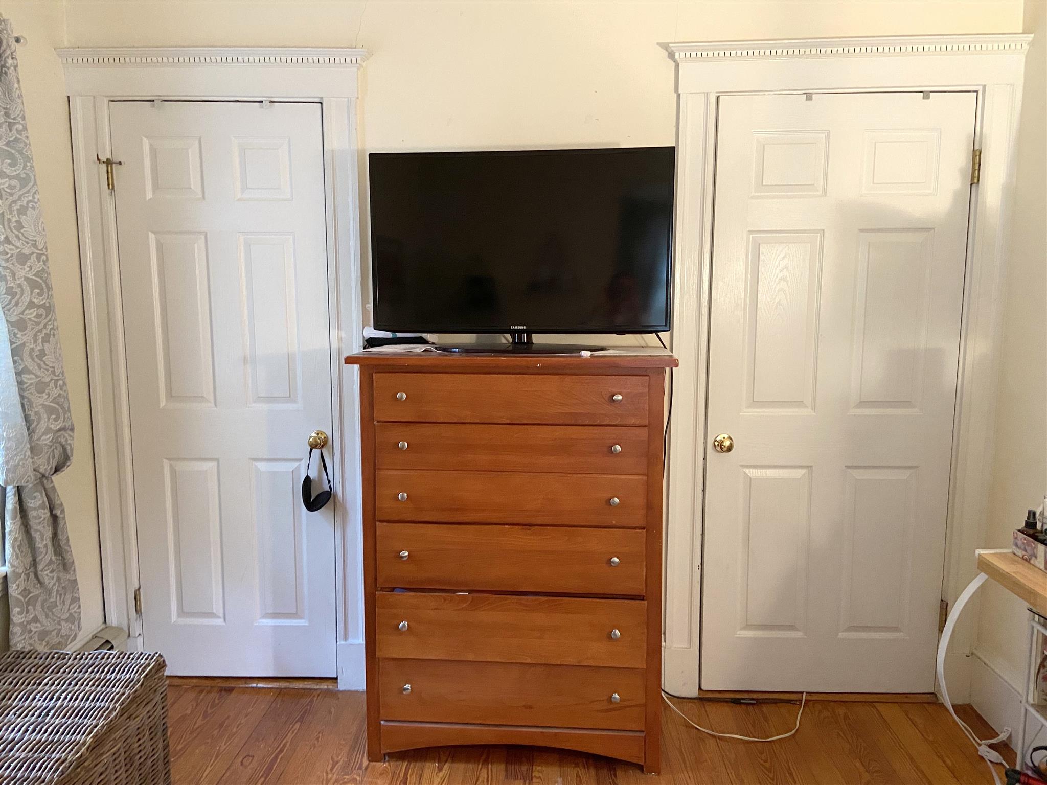 41 Bay State Ave, Davis Square