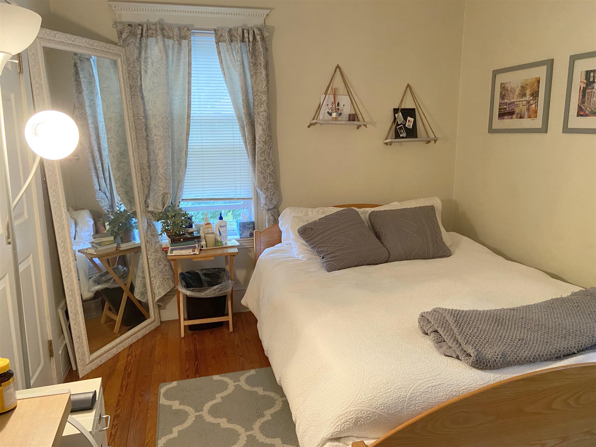 41 Bay State Ave, Davis Square