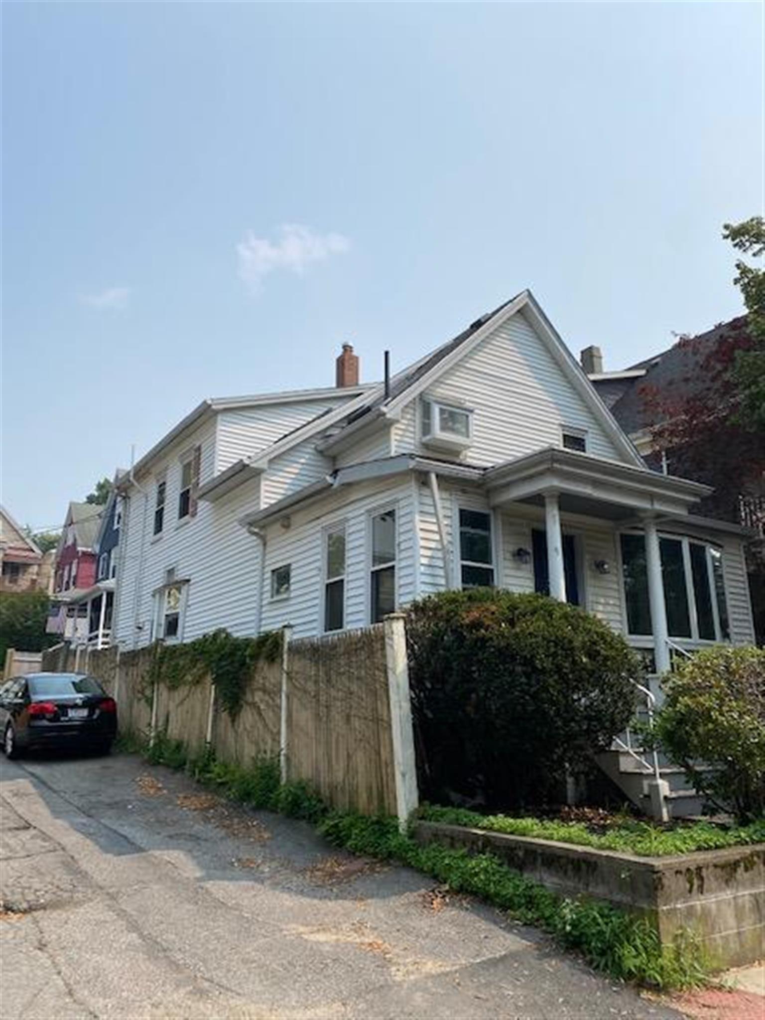 39 Linden Ave, Porter Square