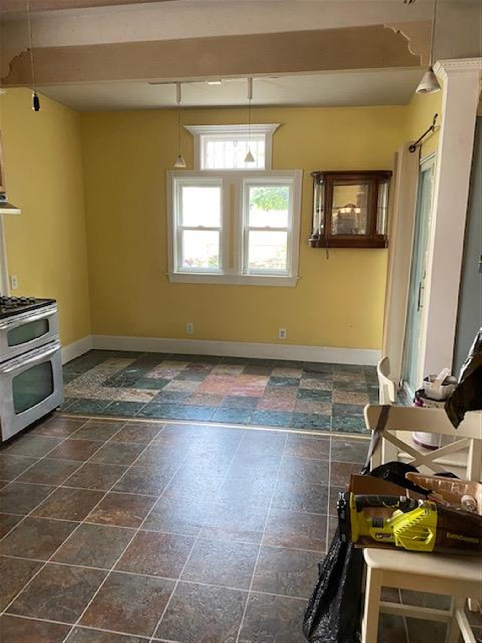 39 Linden Ave, Porter Square