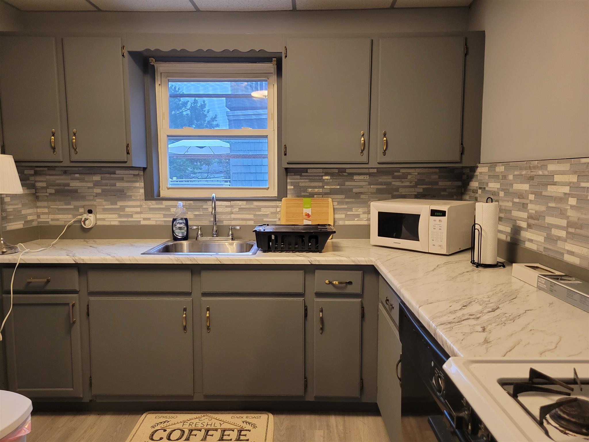 28 Monmouth St, Spring Hill