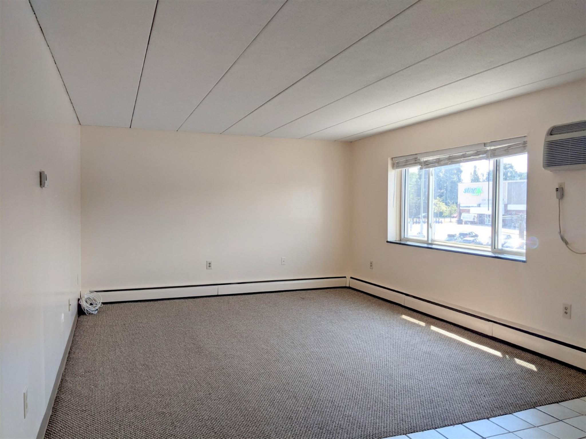 25 Hommer St, Huron Village