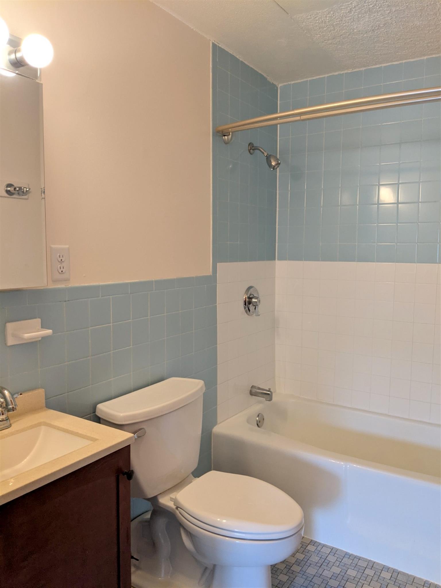 25 Hommer St, Huron Village