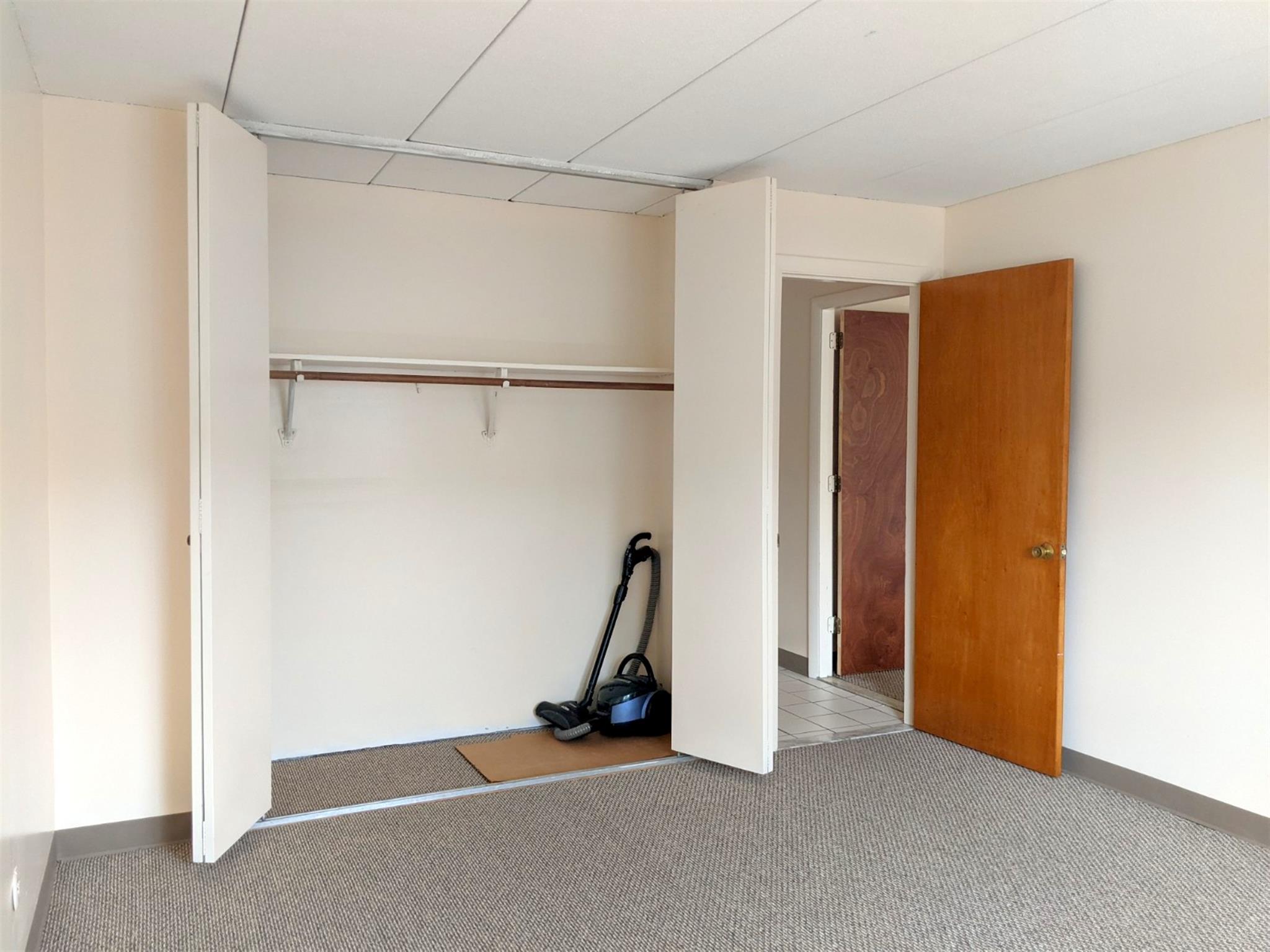 25 Hommer St, Huron Village