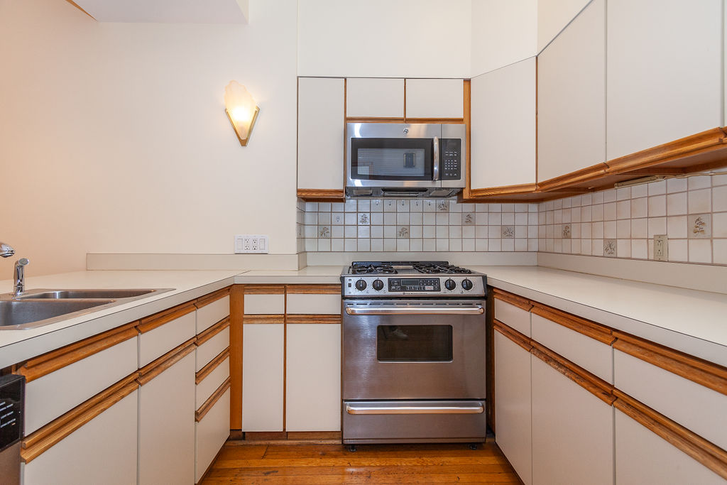 291 Commonwealth Ave, Back Bay