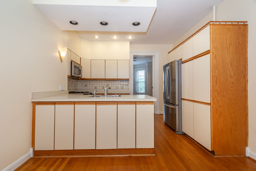 291 Commonwealth Ave, Back Bay