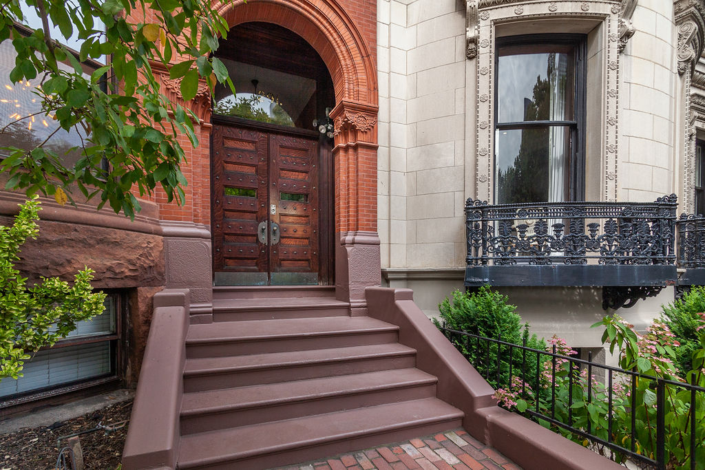 291 Commwealth Ave, Back Bay