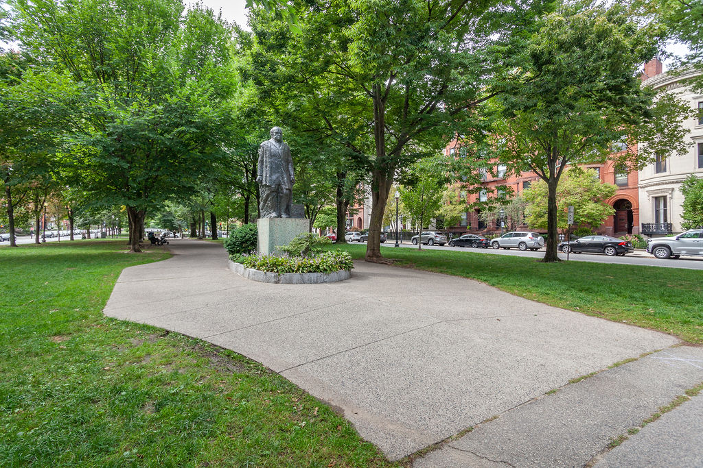 291 Commwealth Ave, Back Bay