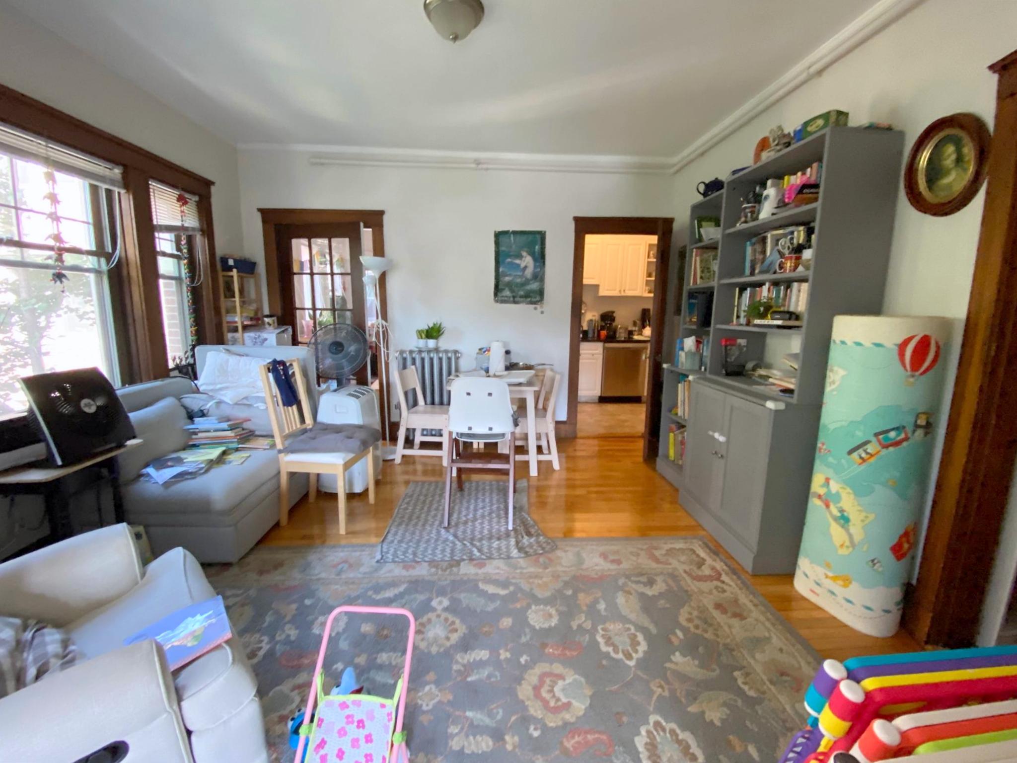 3 Linnaean St, Harvard Square