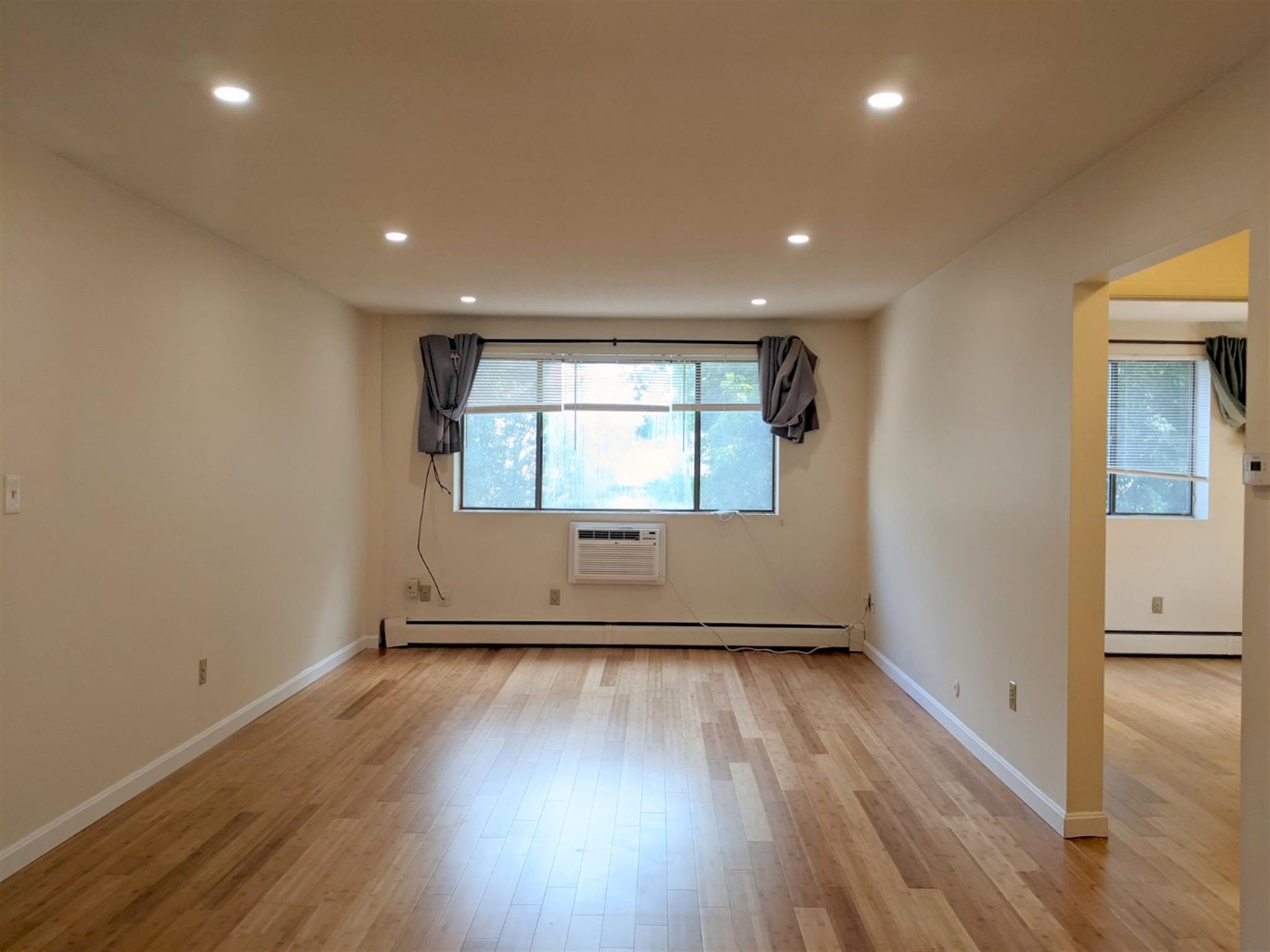 12 Cameron Ave, Davis Square