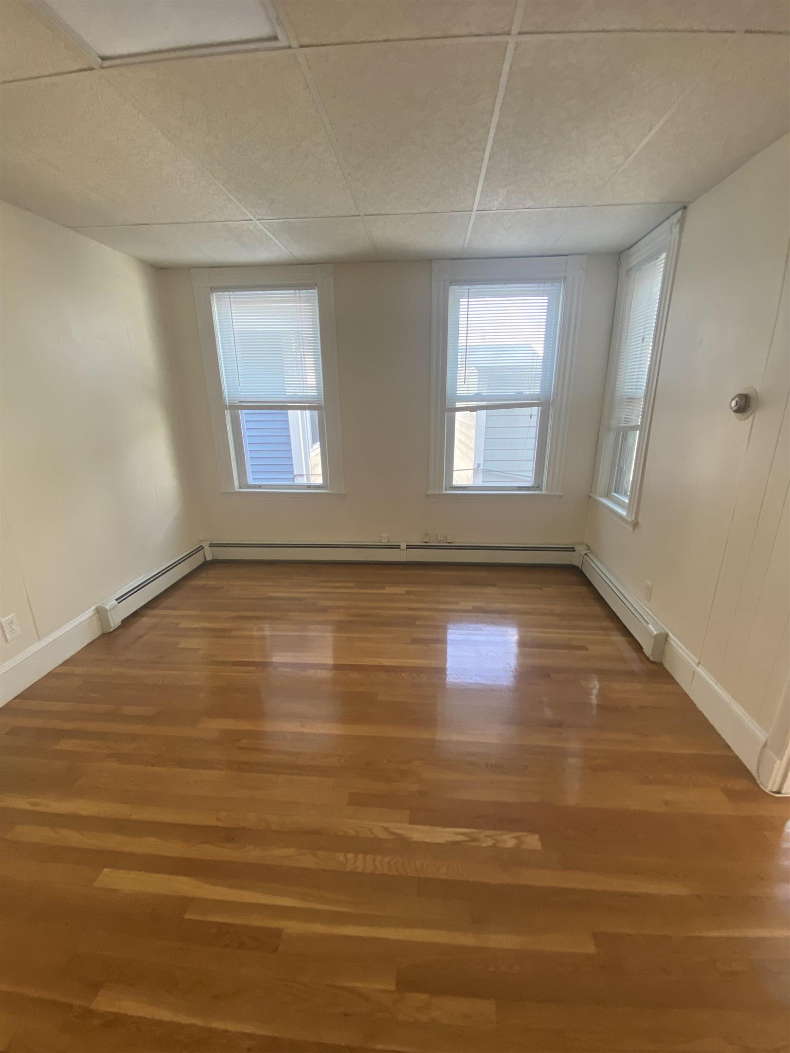 20 Mossland St, Porter Square