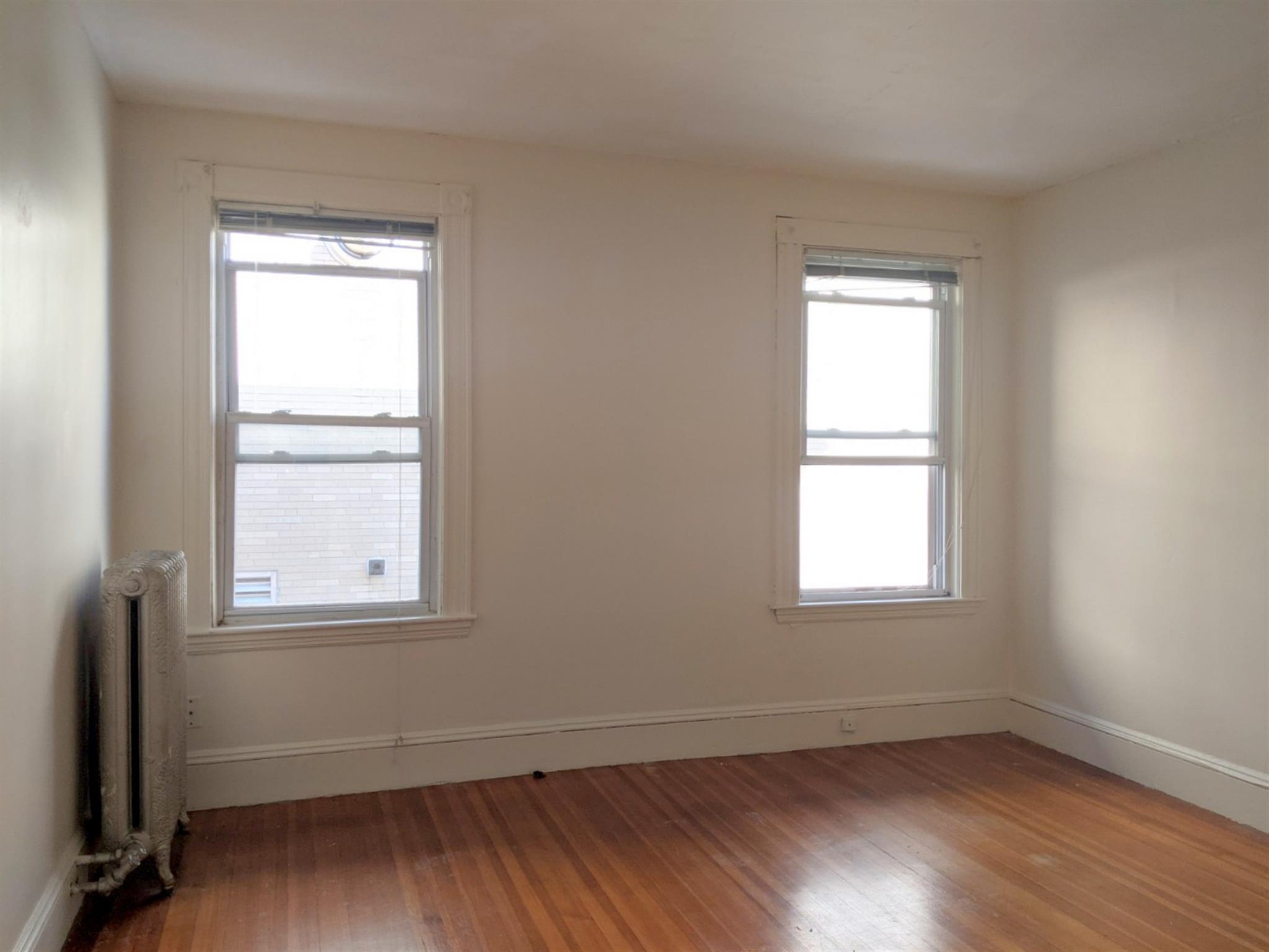 9 Cleveland St, Porter Square