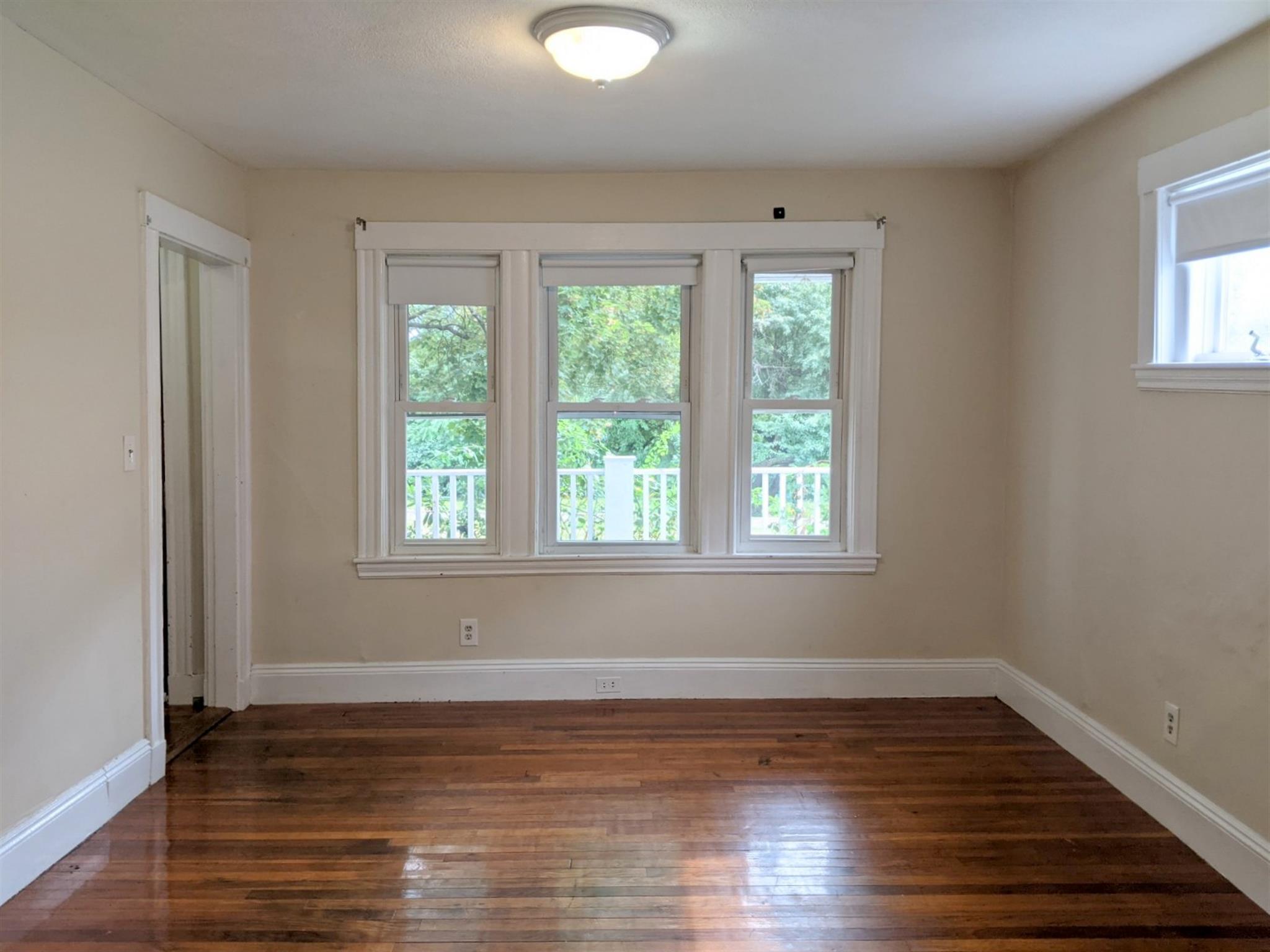 26 Jfk St, Harvard Square