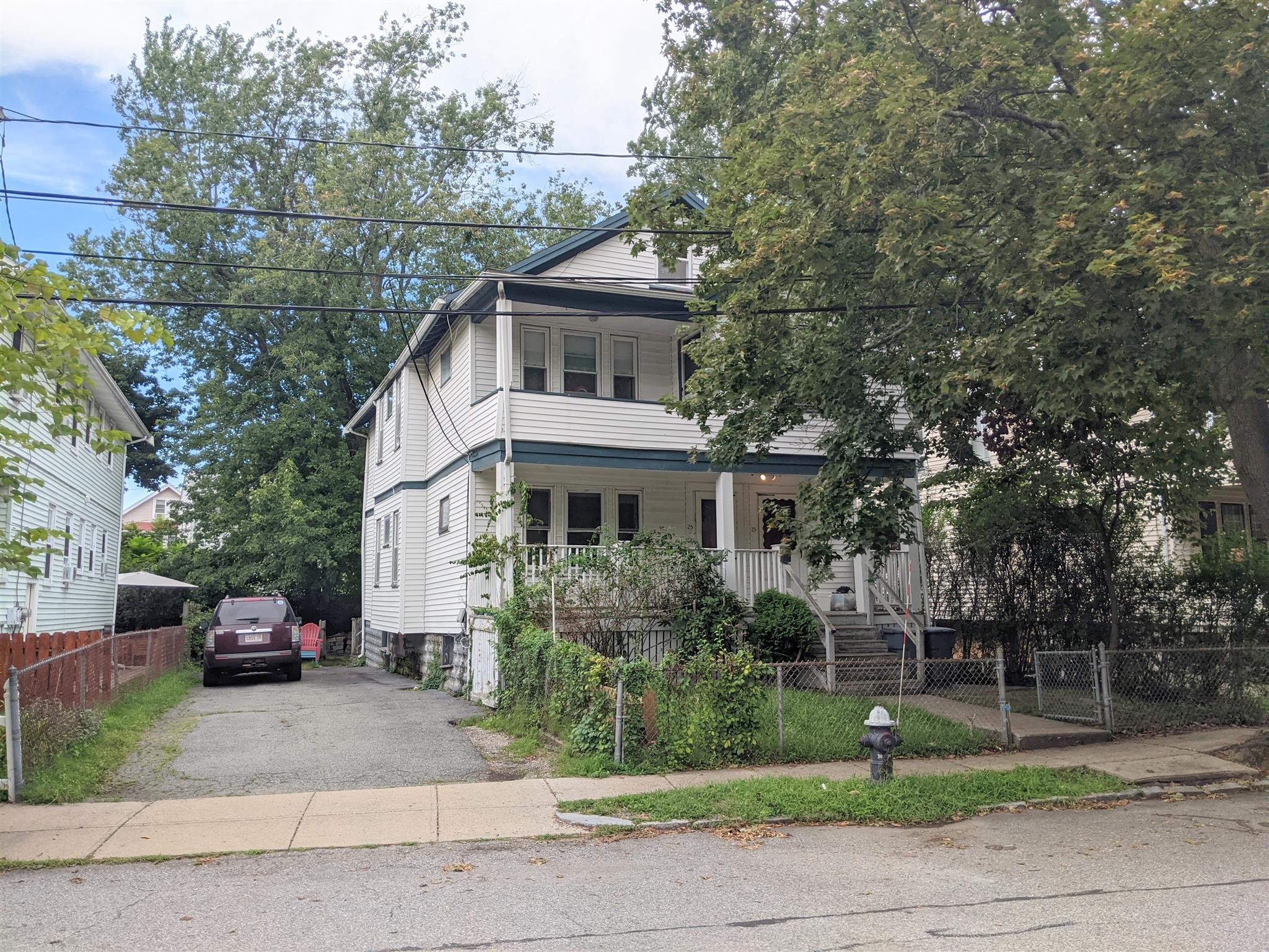 25 Boulevard Rd, Arlington