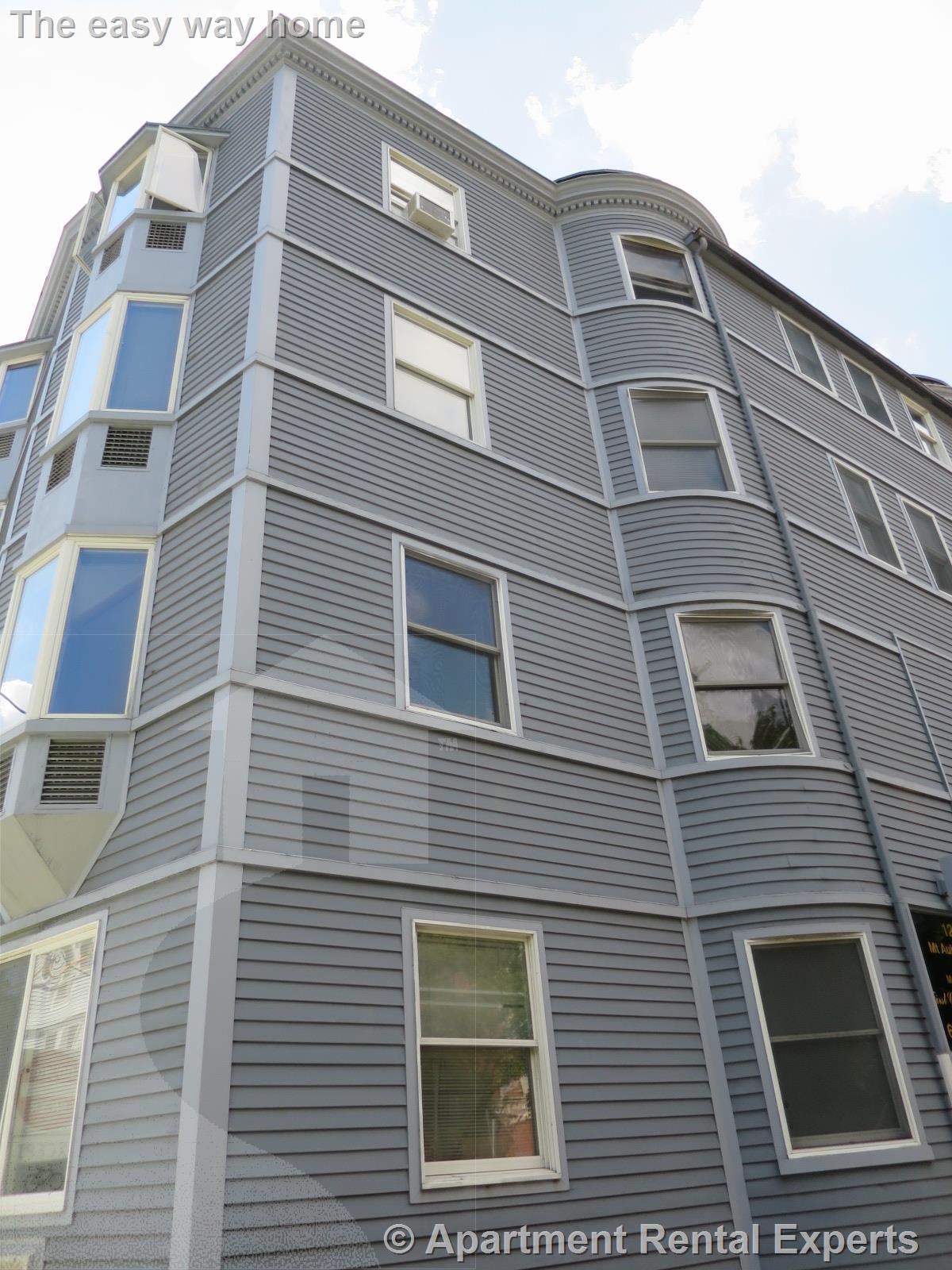 12 Mt Auburn, Harvard Square