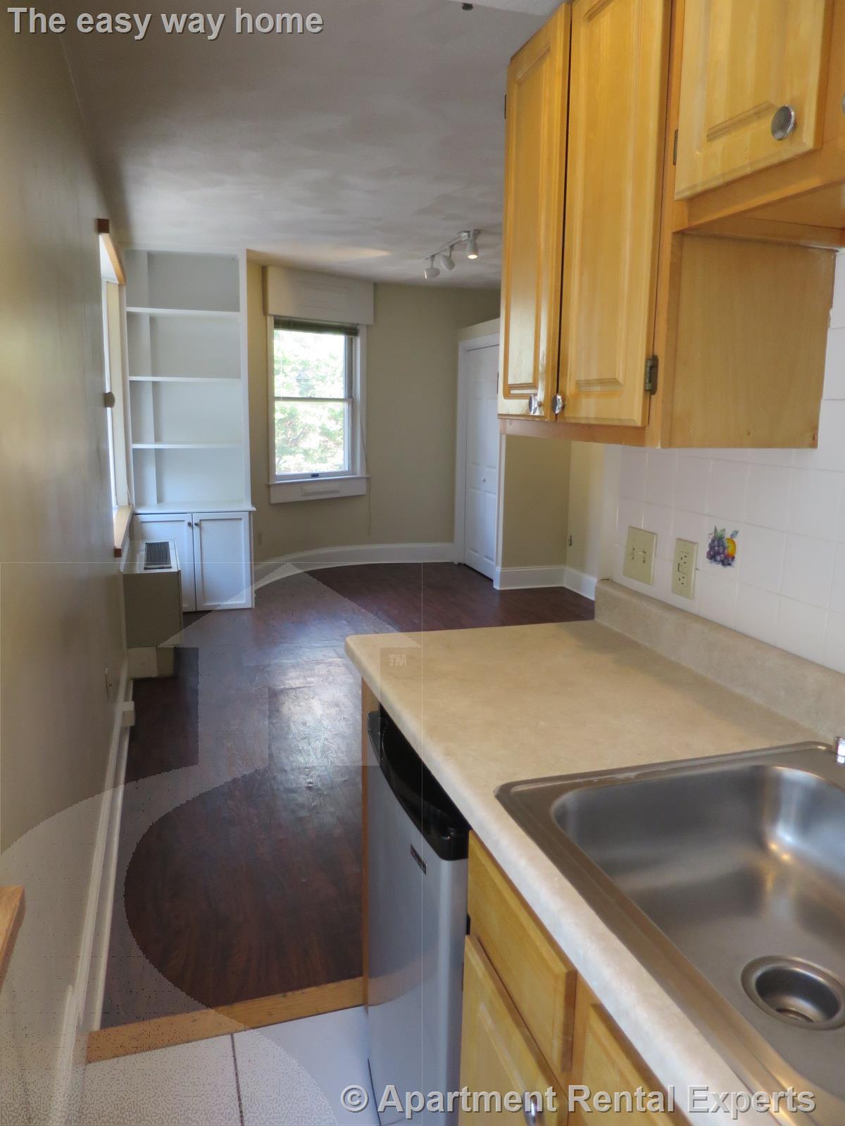 12 Mt Auburn, Harvard Square