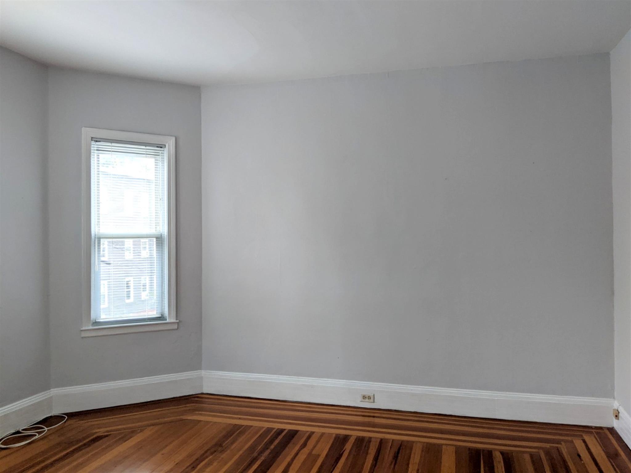 14 Belknap St, Teele Square