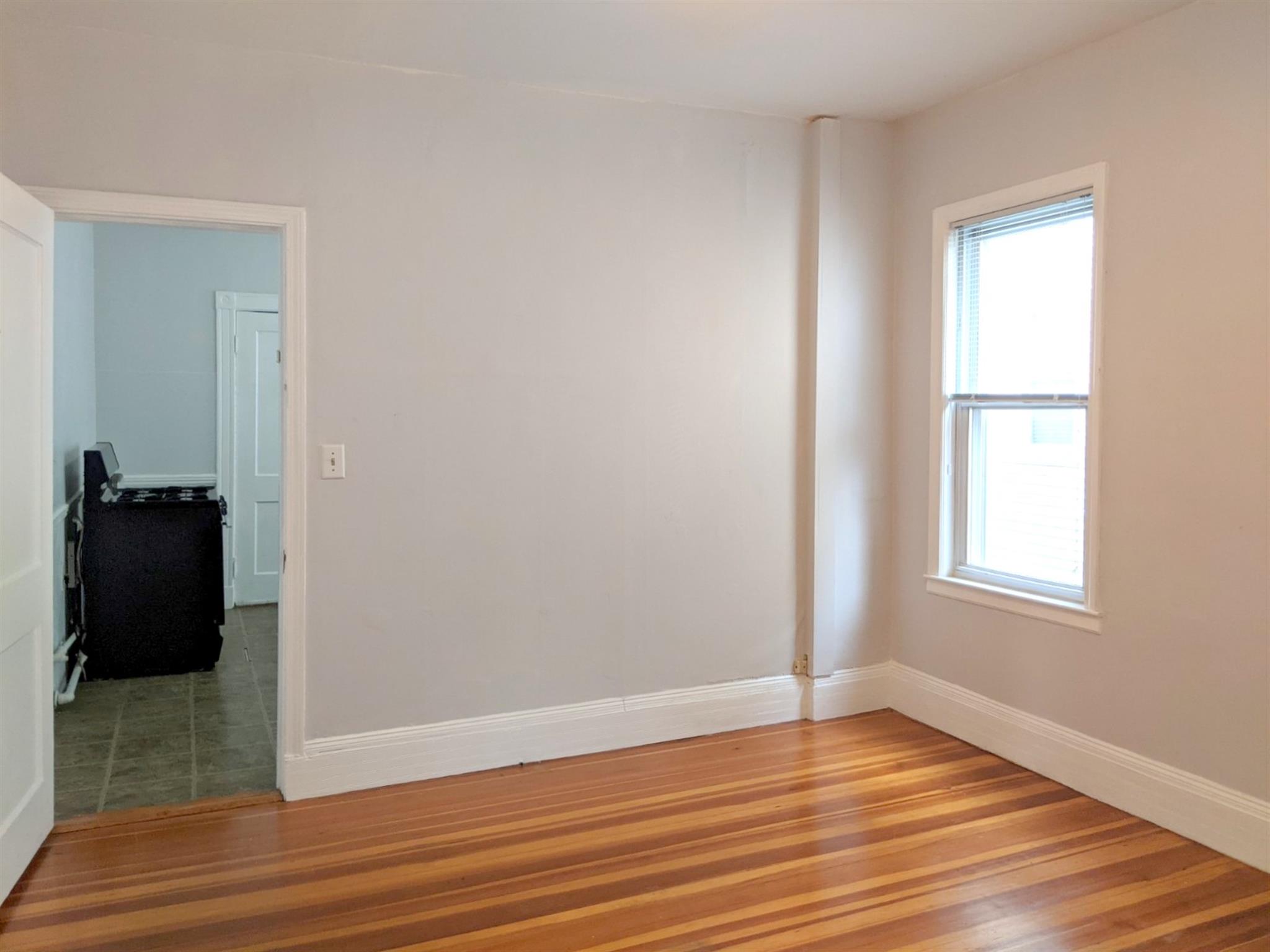 14 Belknap St, Teele Square