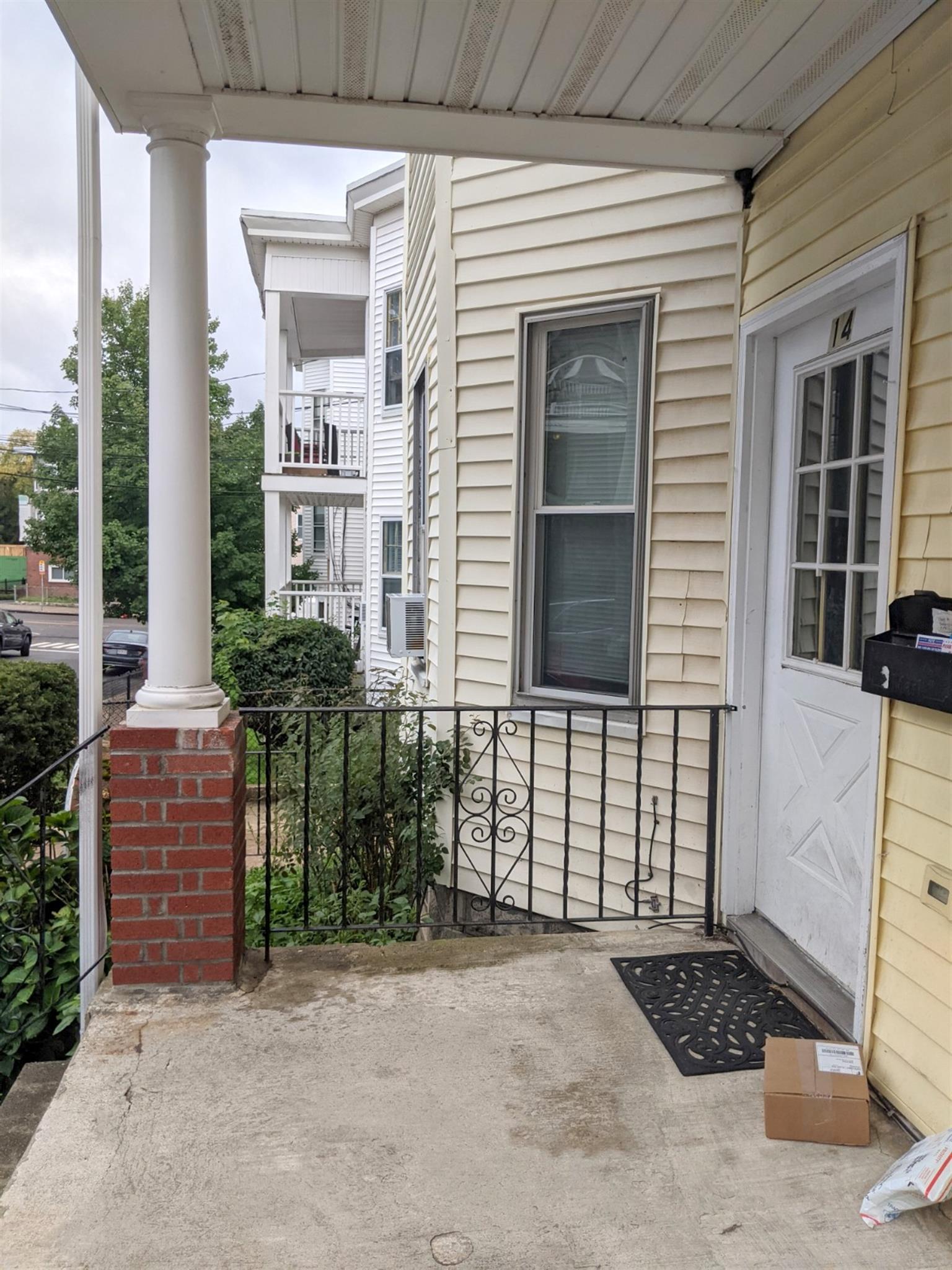 14 Belknap St, Teele Square