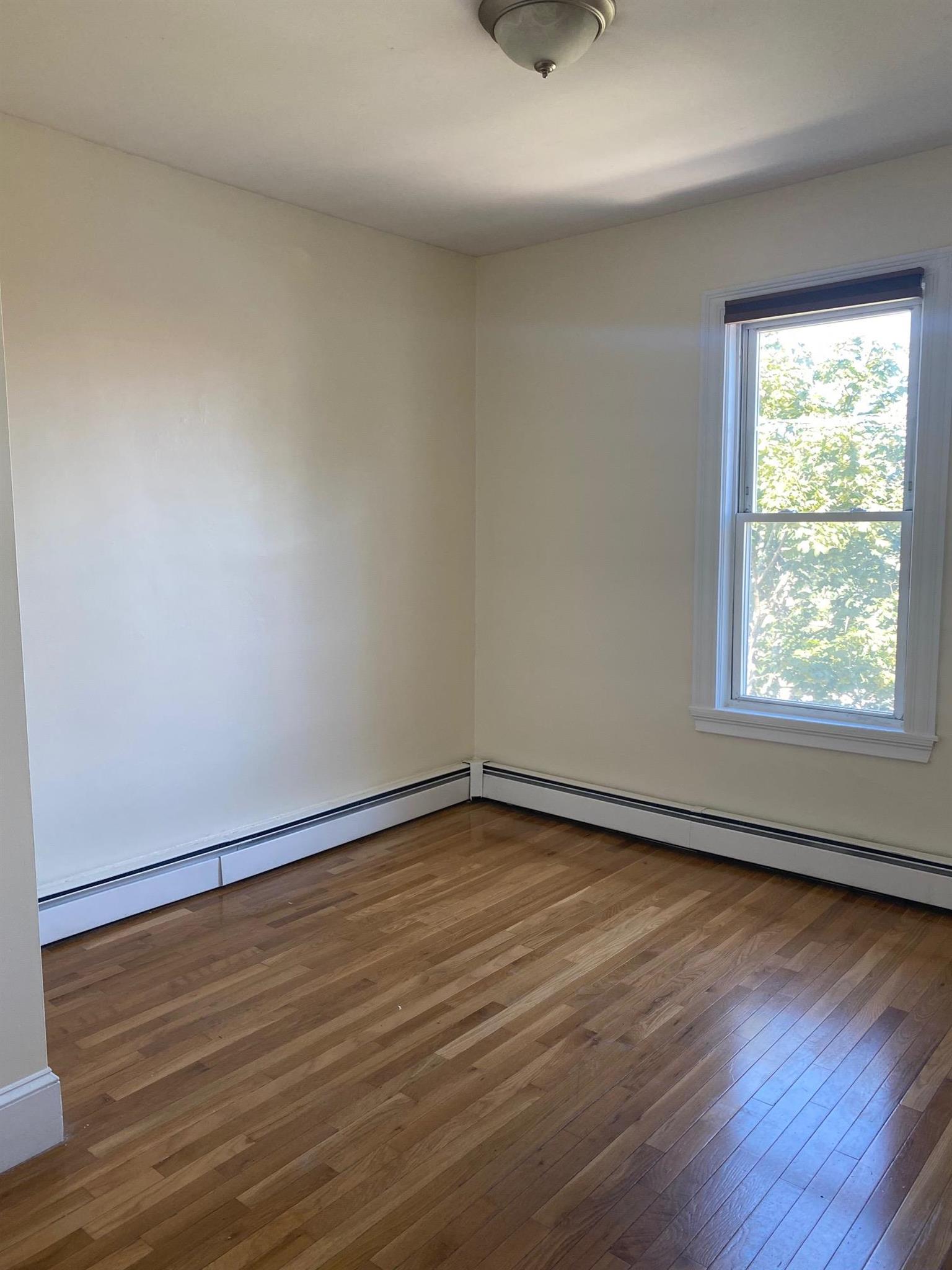 48 Porter St, East Cambridge