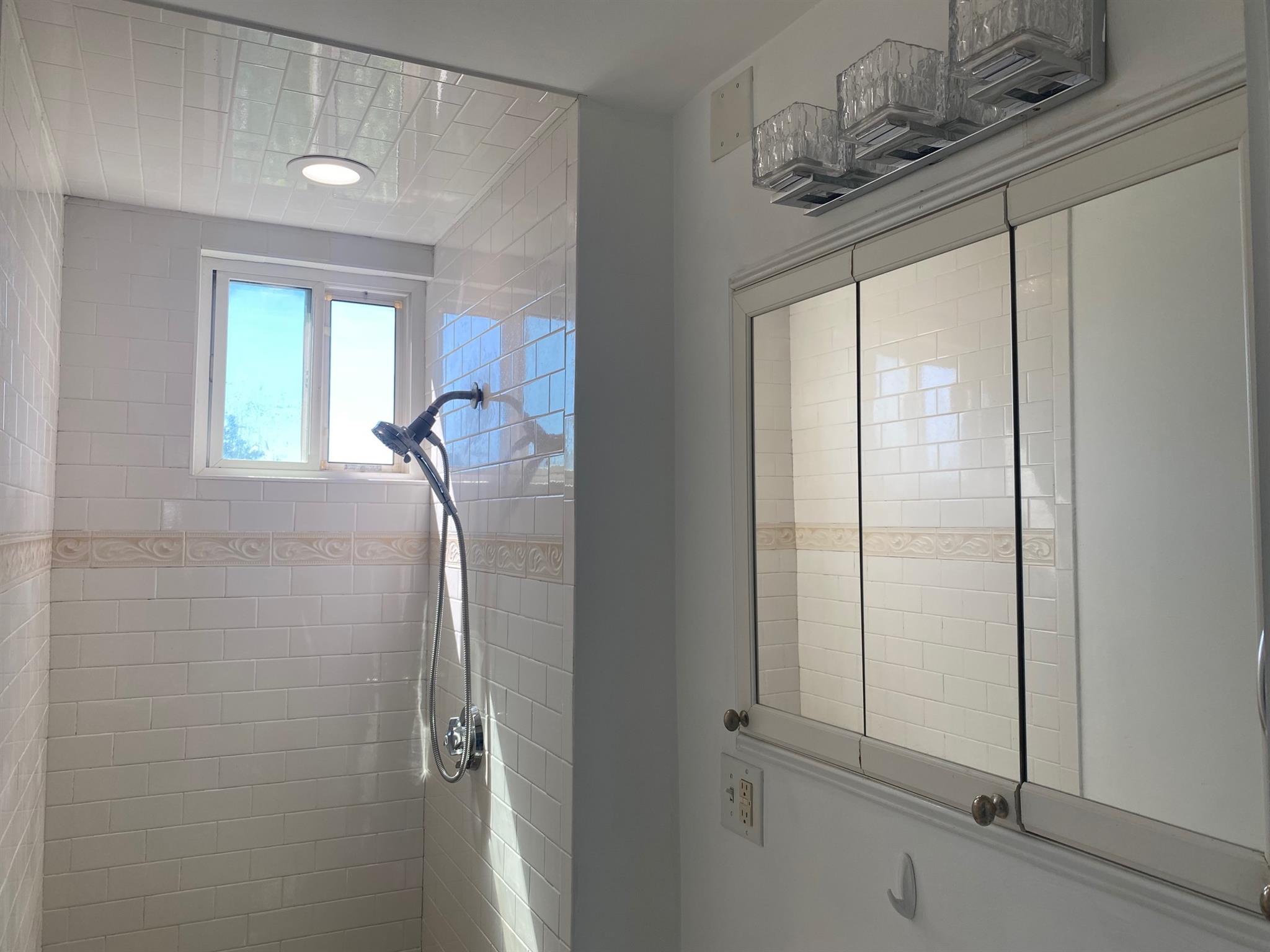 48 Porter St, East Cambridge