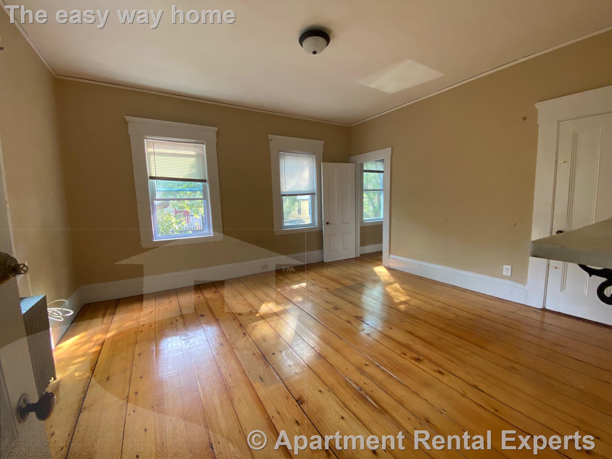 9 Worscester, Central Square