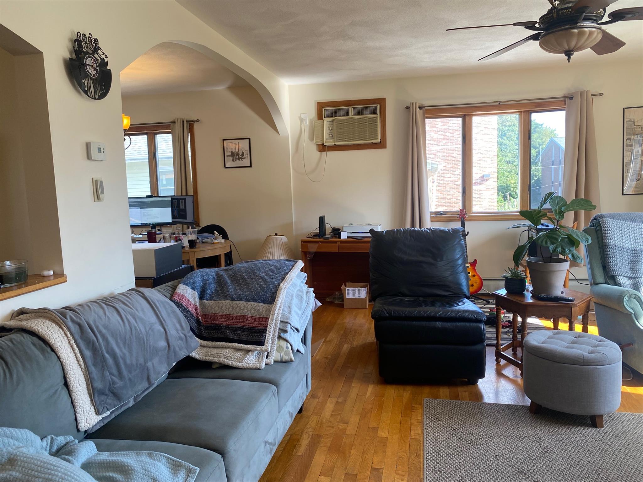 6 Meacham St, Winter Hill