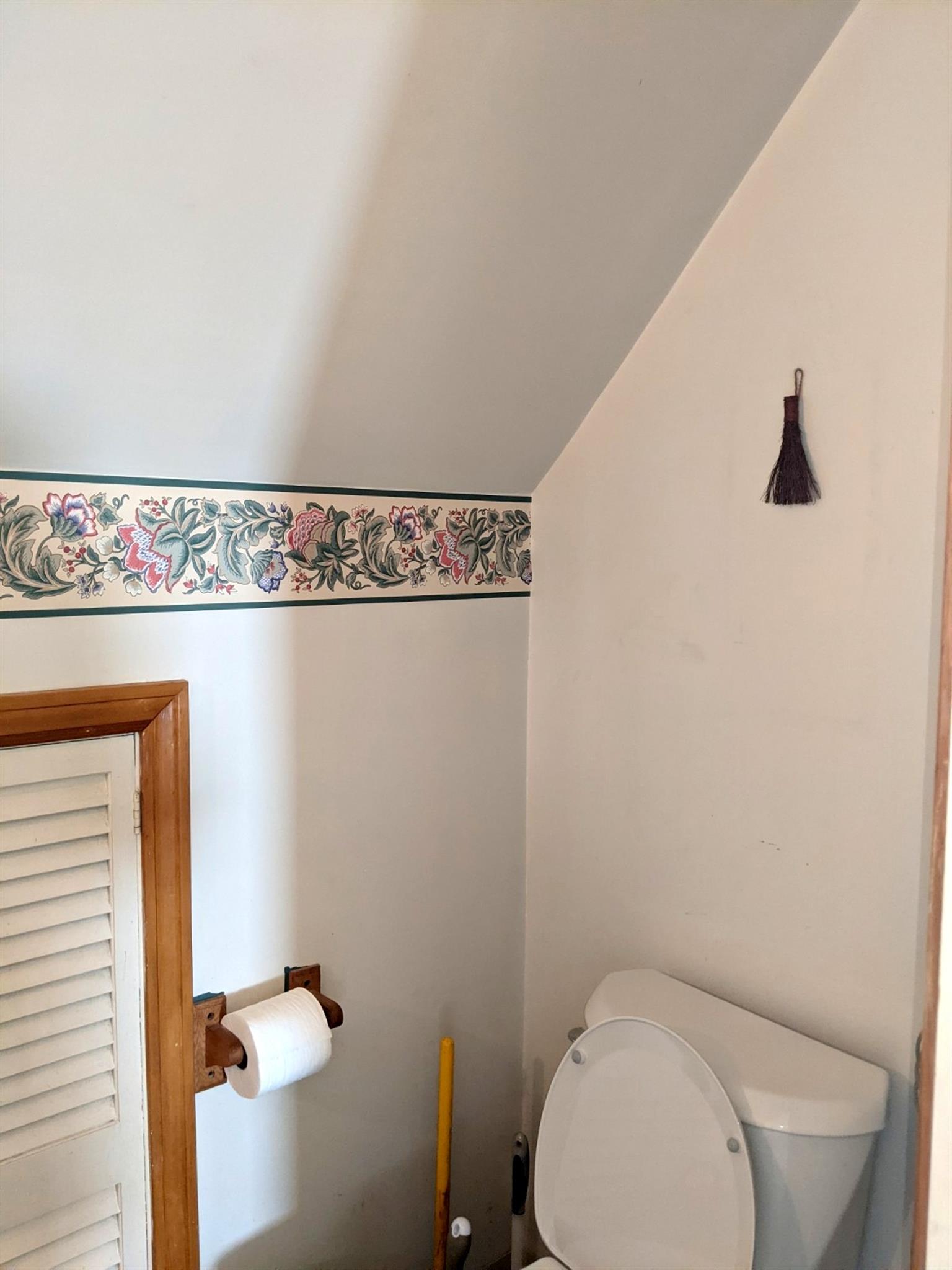 61 Newbern Ave, Medford