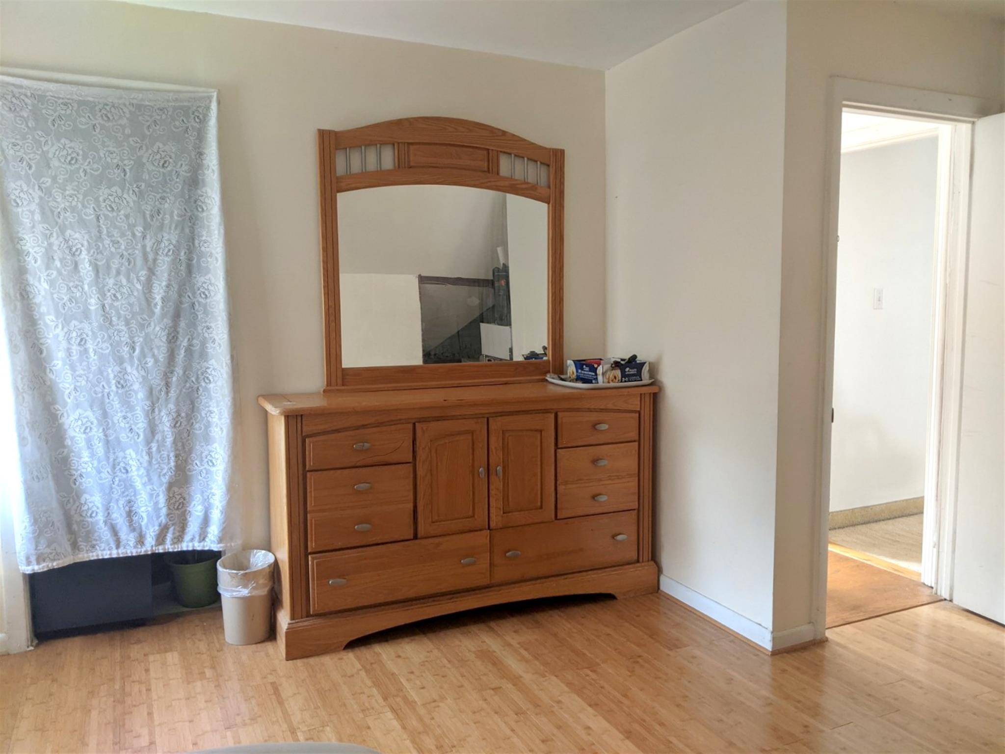 61 Newbern Ave, Medford