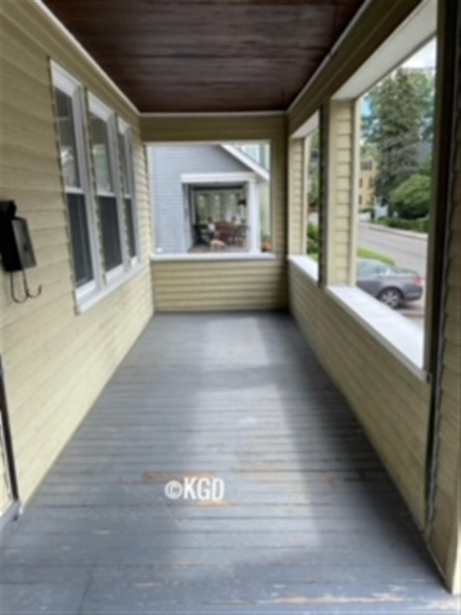 25 Conwell Ave, Davis Square