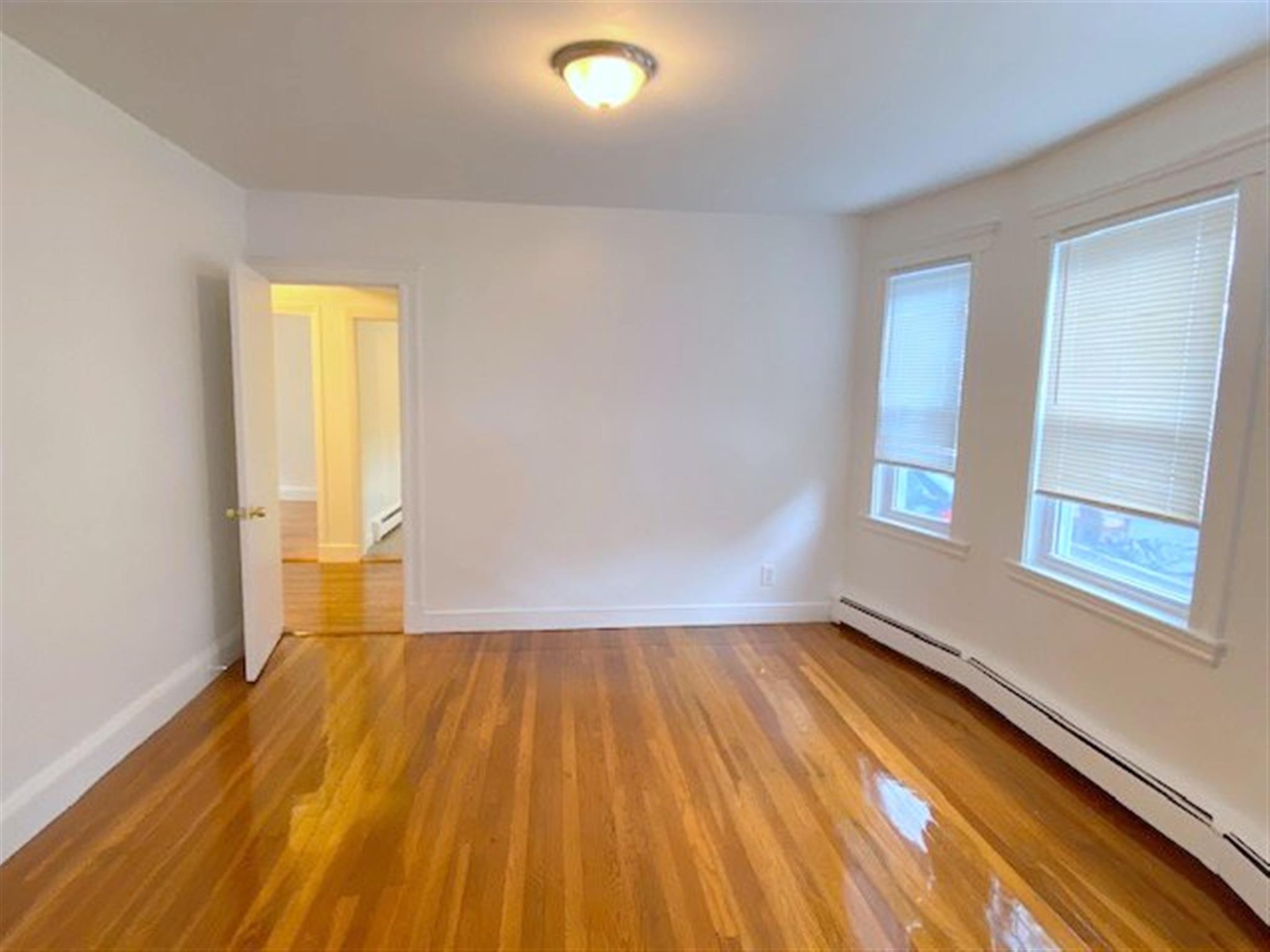 25 Conwell Ave, Davis Square