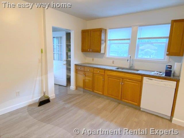 25 Conwell Ave, Teele Square