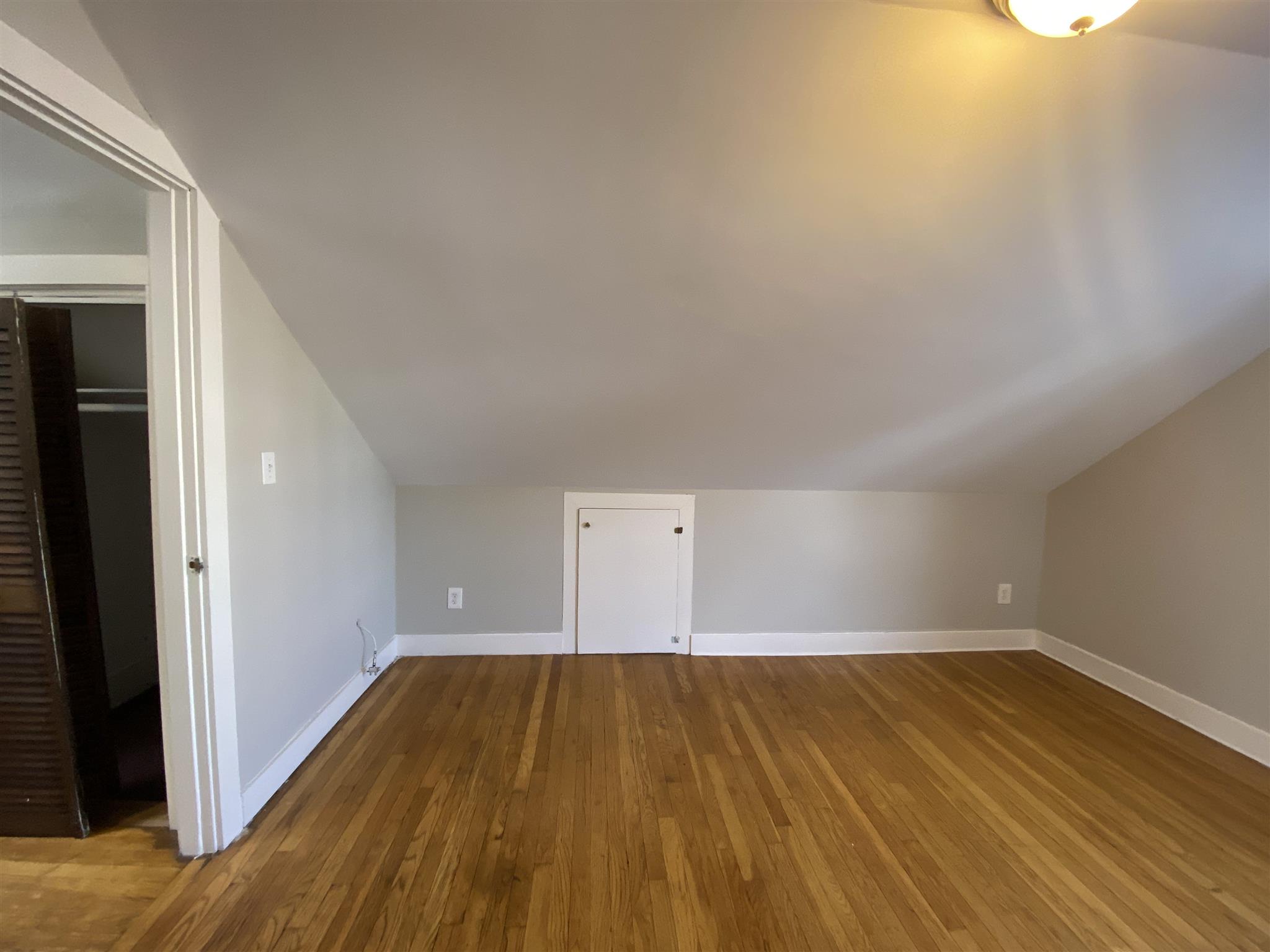 216 Banks St, Harvard Square