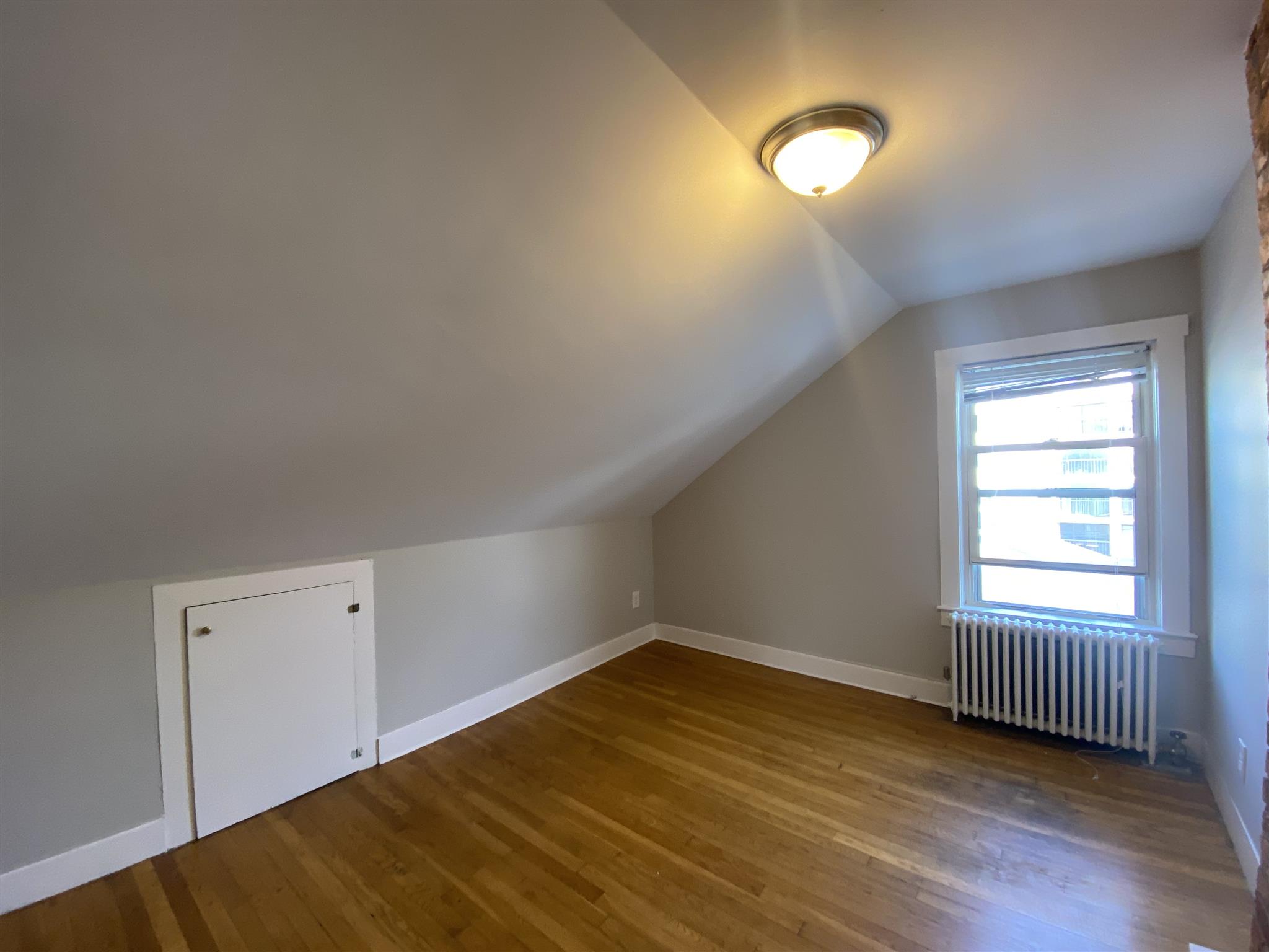 216 Banks St, Harvard Square