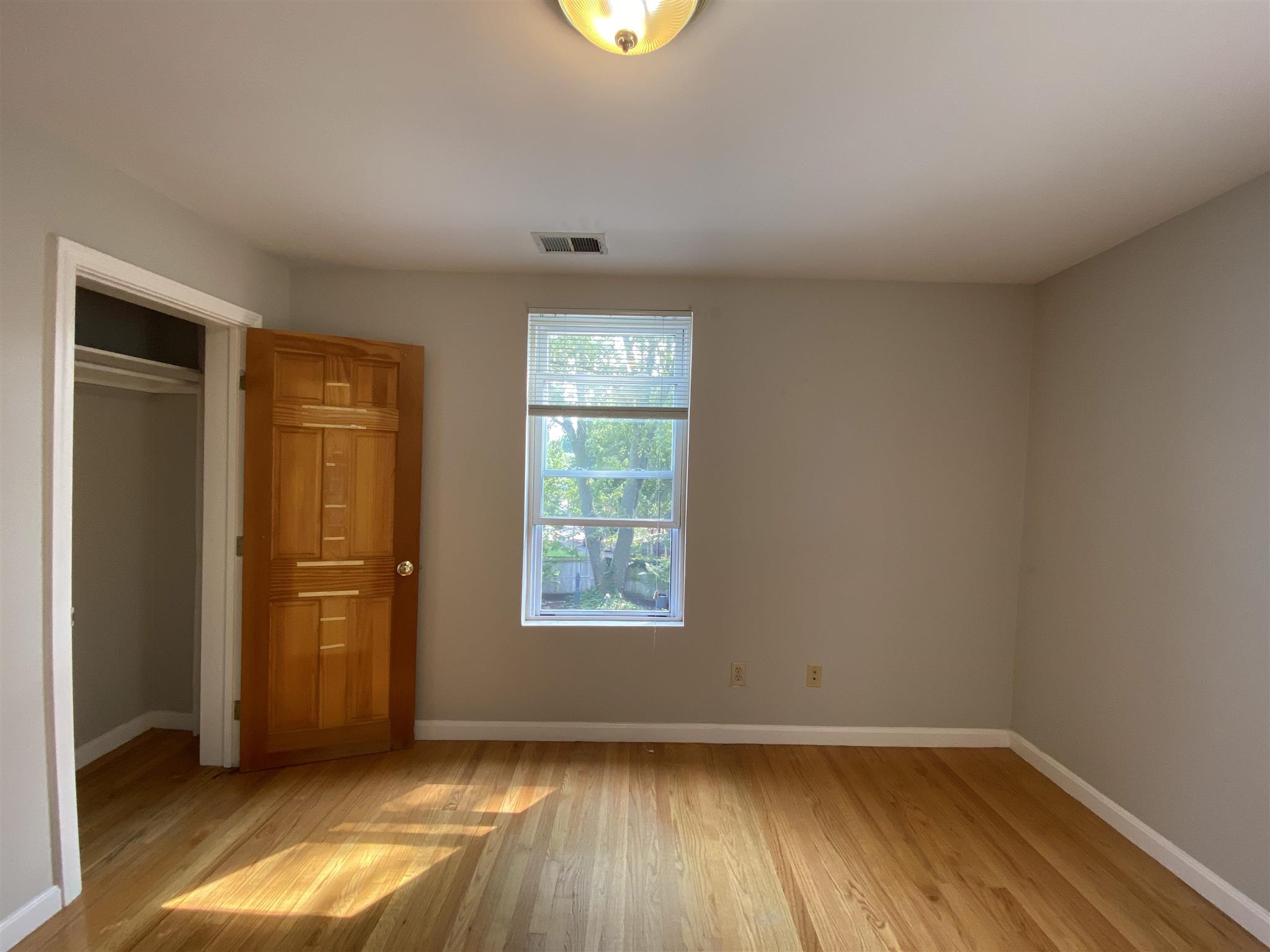 344 Putnam Ave, Cambridgeport