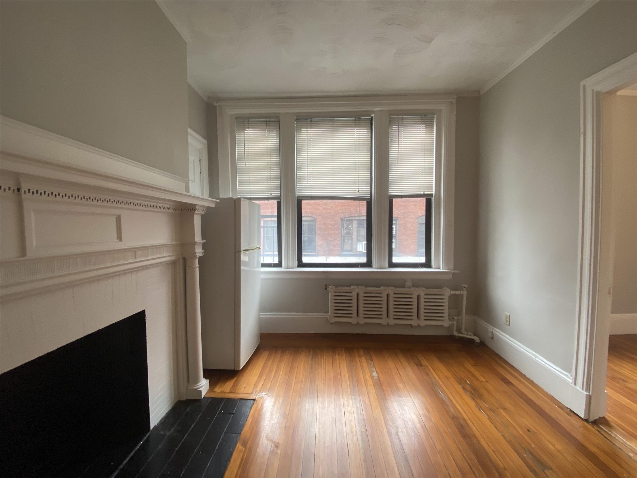 48 Jfk, Harvard Square