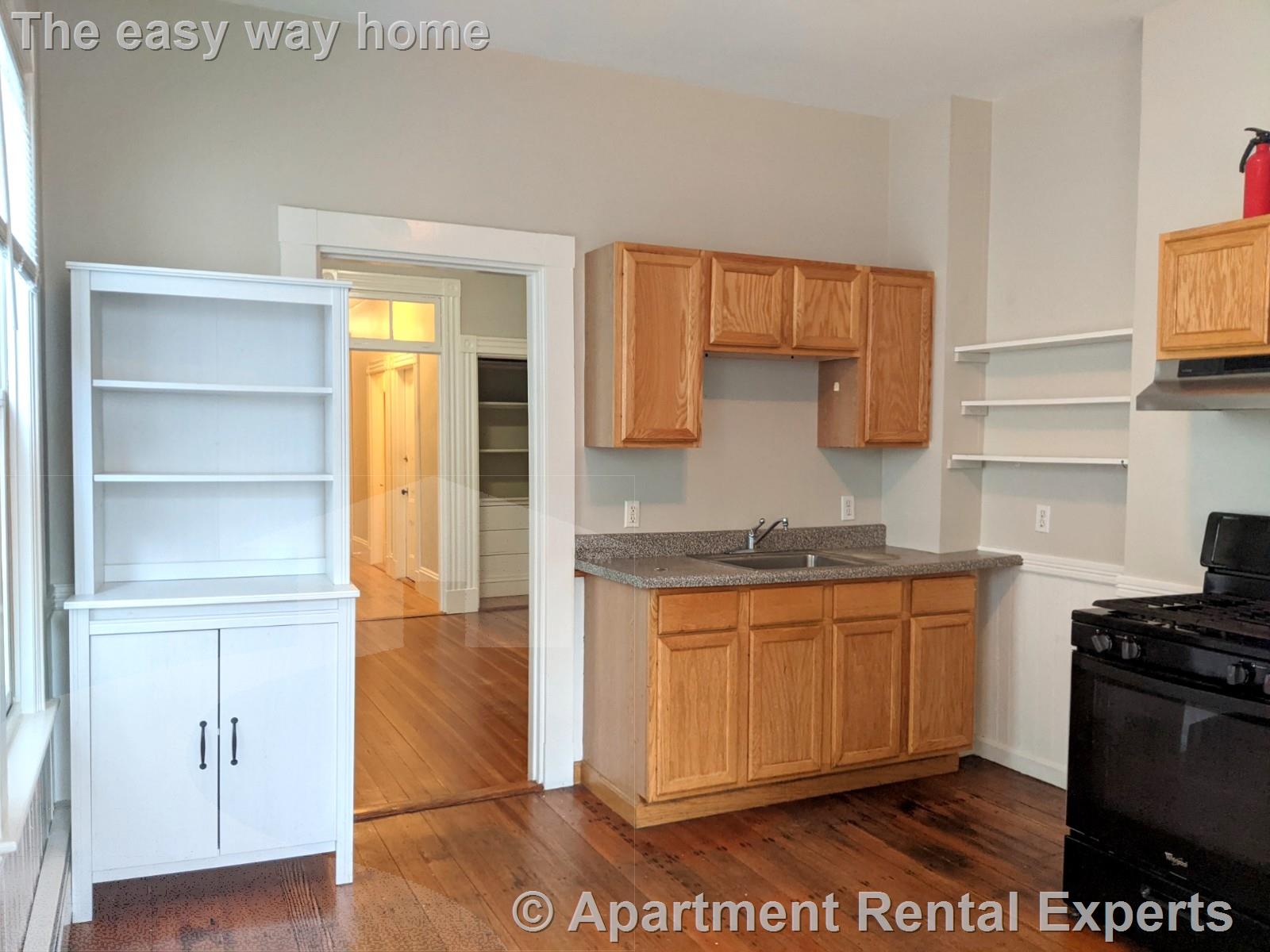 18 Park Ave, Davis Square