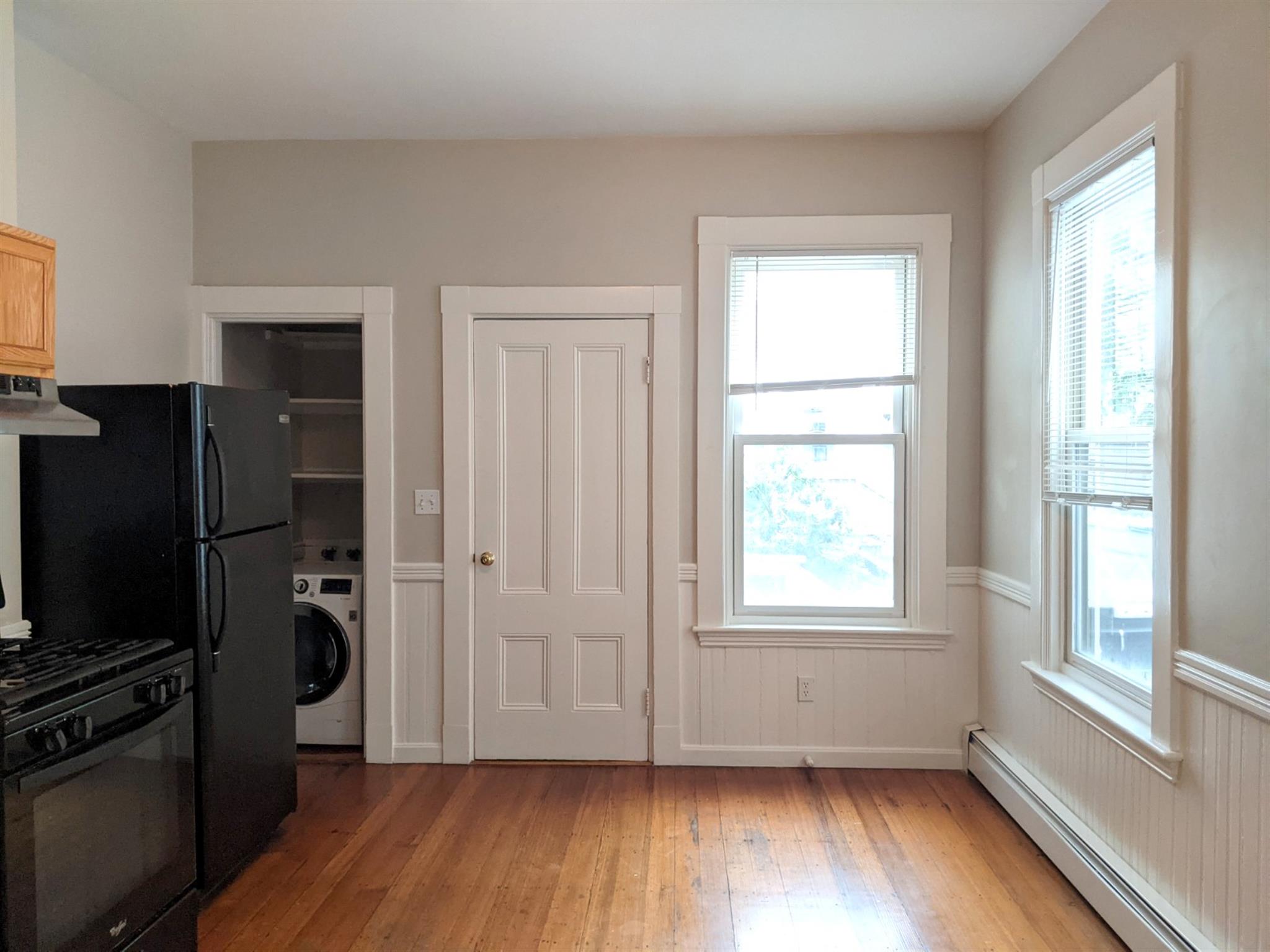 18 Park Ave, Davis Square