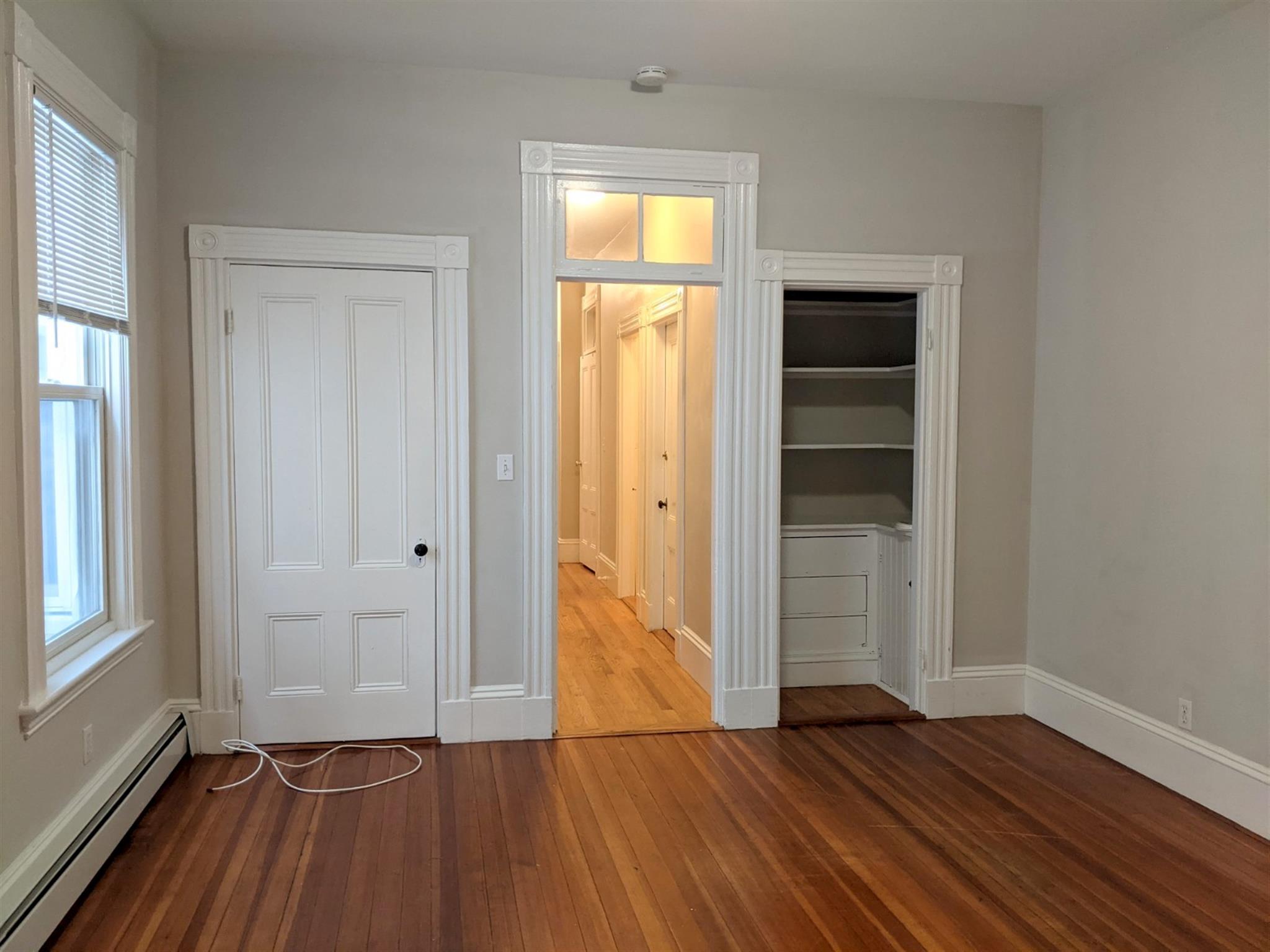 18 Park Ave, Davis Square