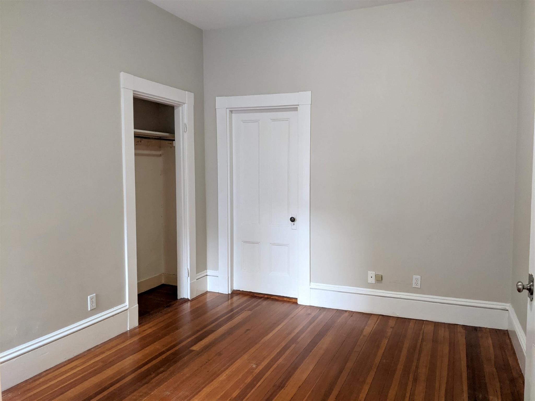 18 Park Ave, Davis Square