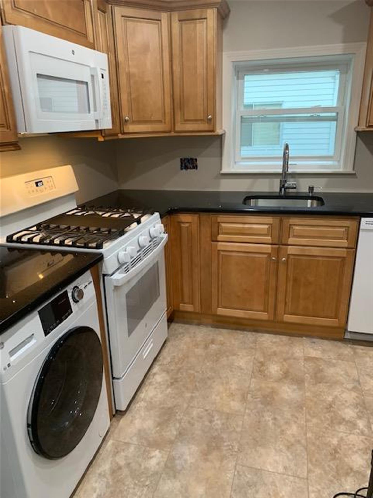 305 Washington St, Inman Square