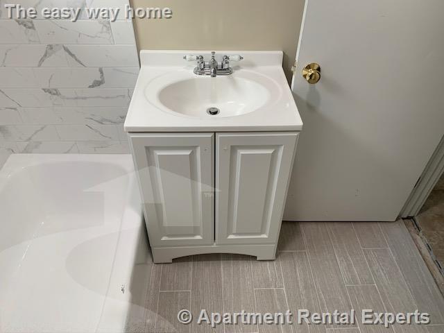 305 Washington St, Union Square