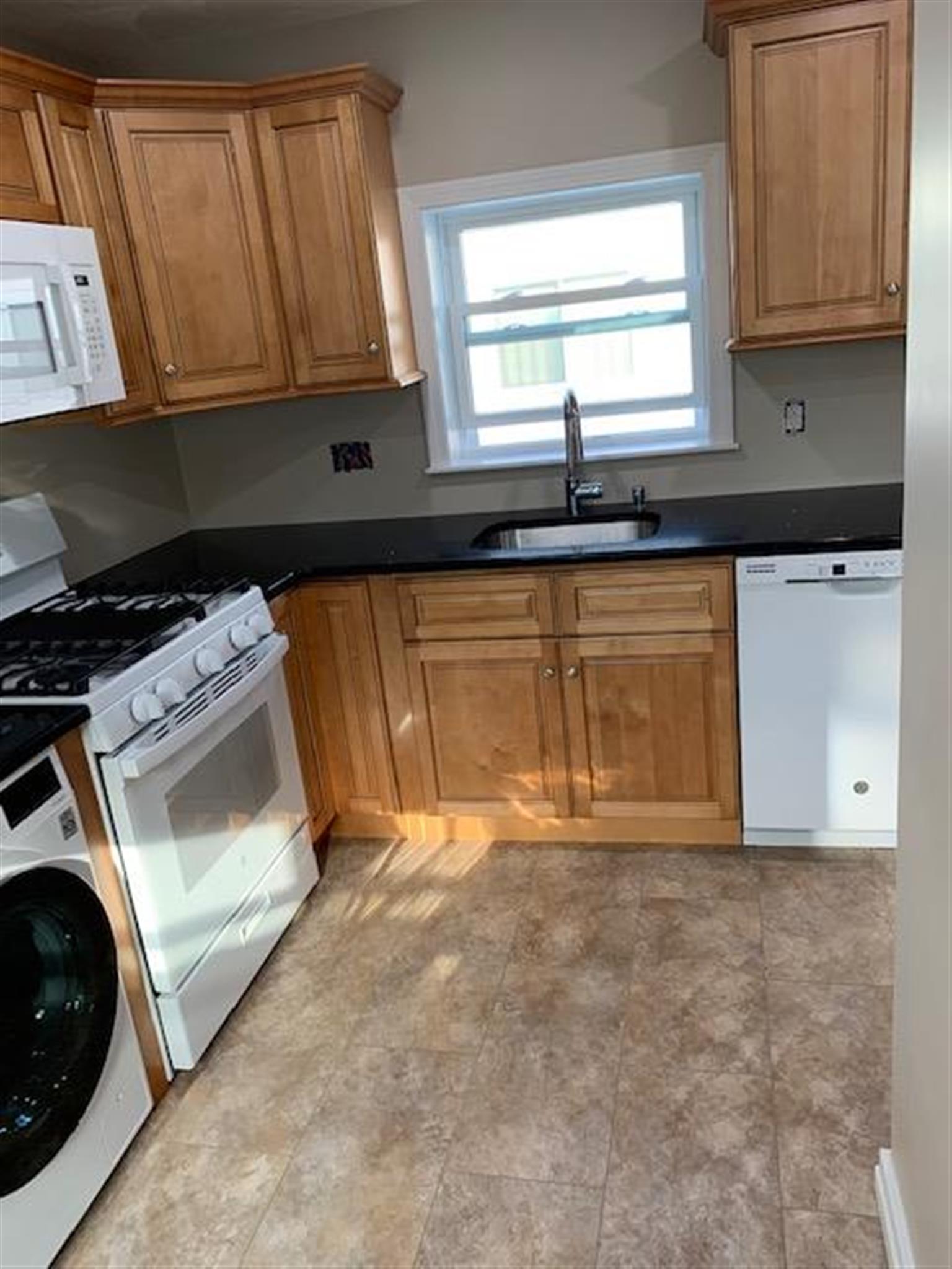 305 Washington St, Inman Square